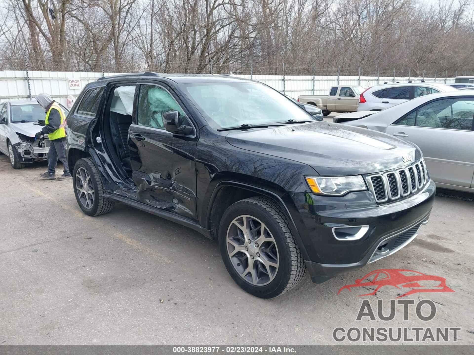 JEEP GRAND CHEROKEE 2018 - 1C4RJFBG4JC259611