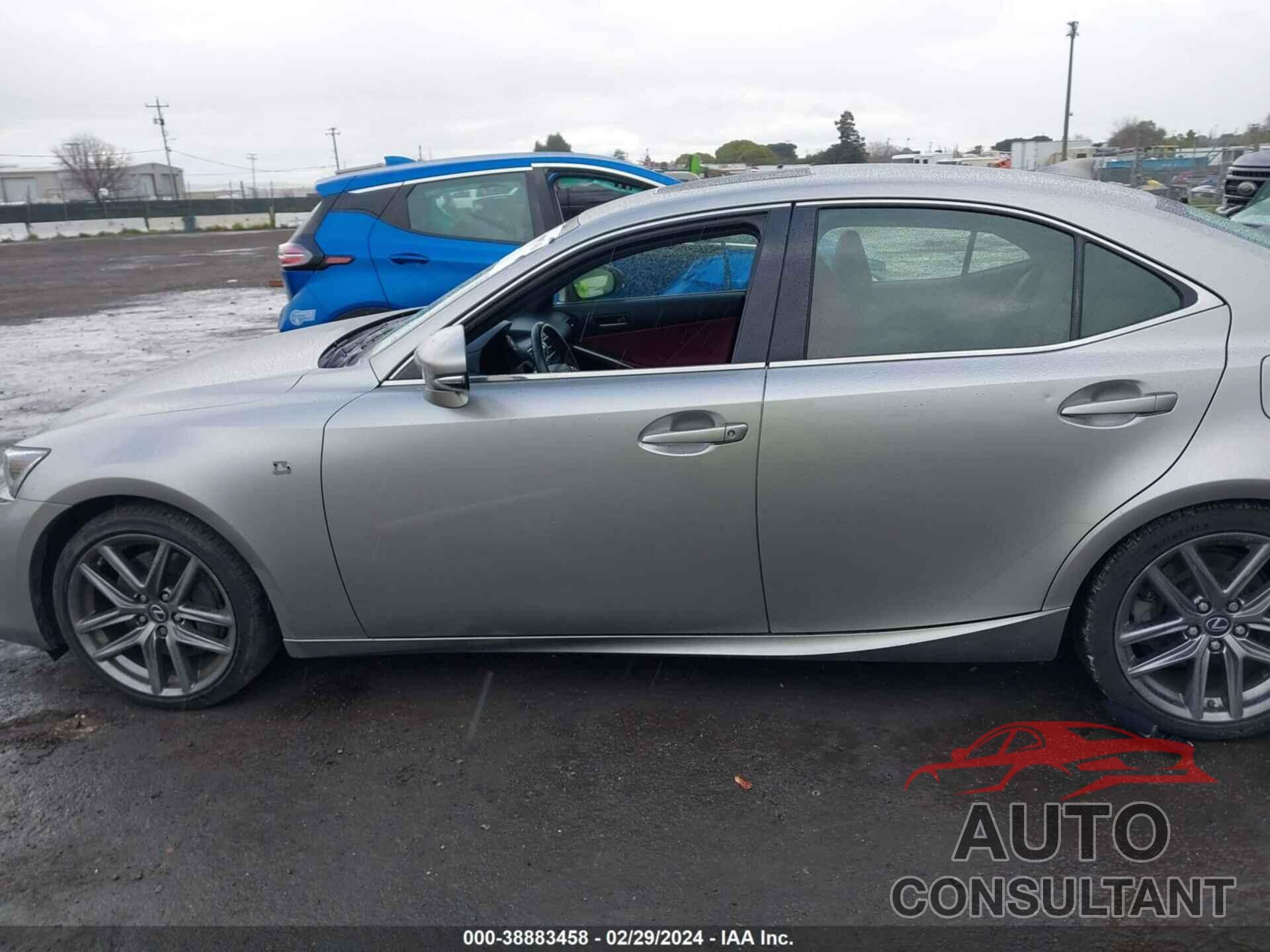 LEXUS IS 300 2018 - JTHBA1D24J5066528