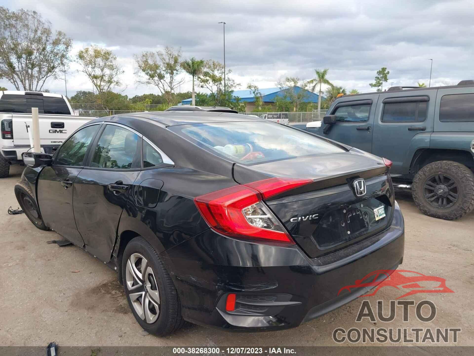 HONDA CIVIC SEDAN 2017 - 19XFC2F58HE001965