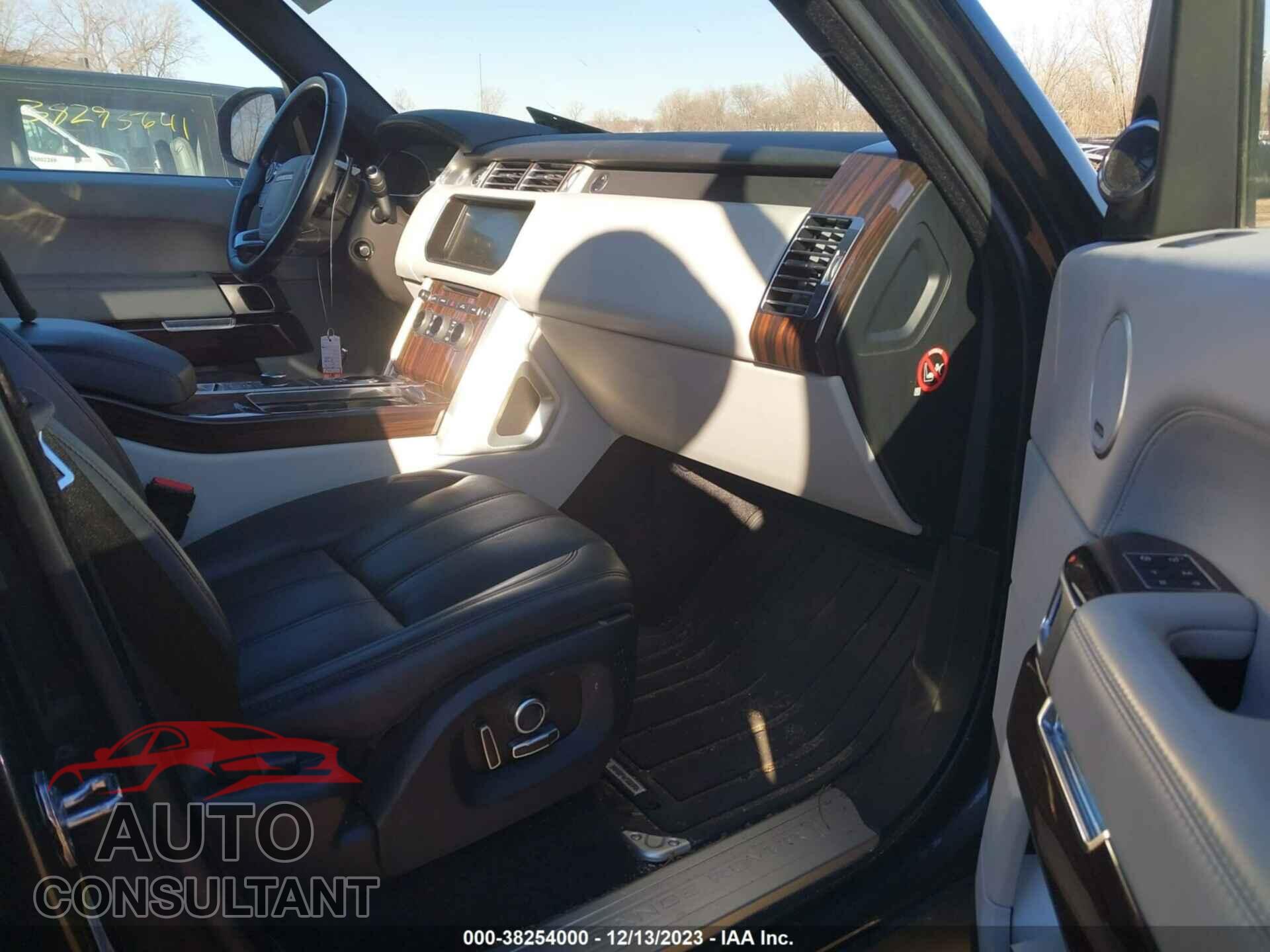LAND ROVER RANGE ROVER 2017 - SALGS2FEXHA327351