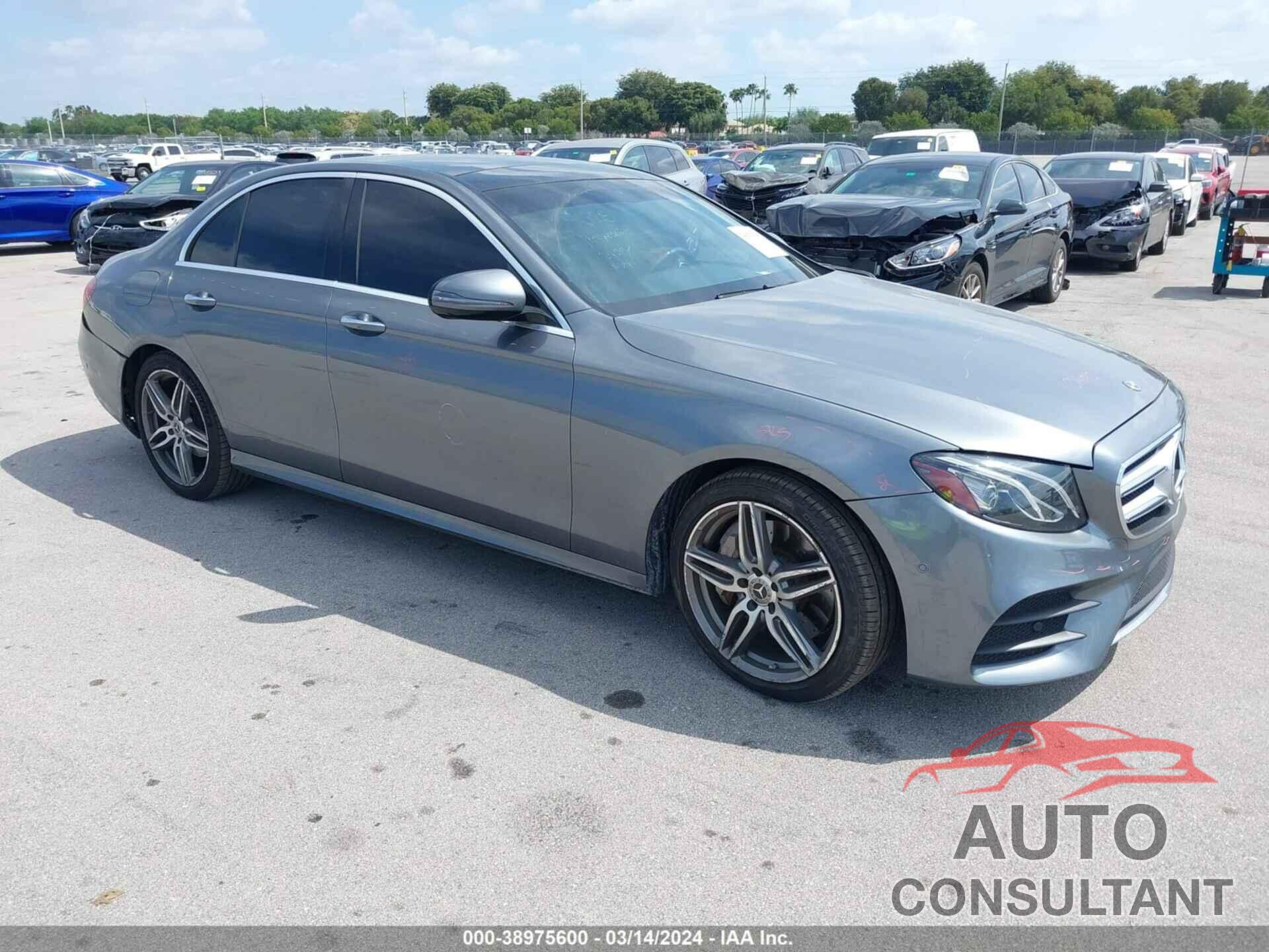 MERCEDES-BENZ E 300 2018 - WDDZF4JB9JA477511