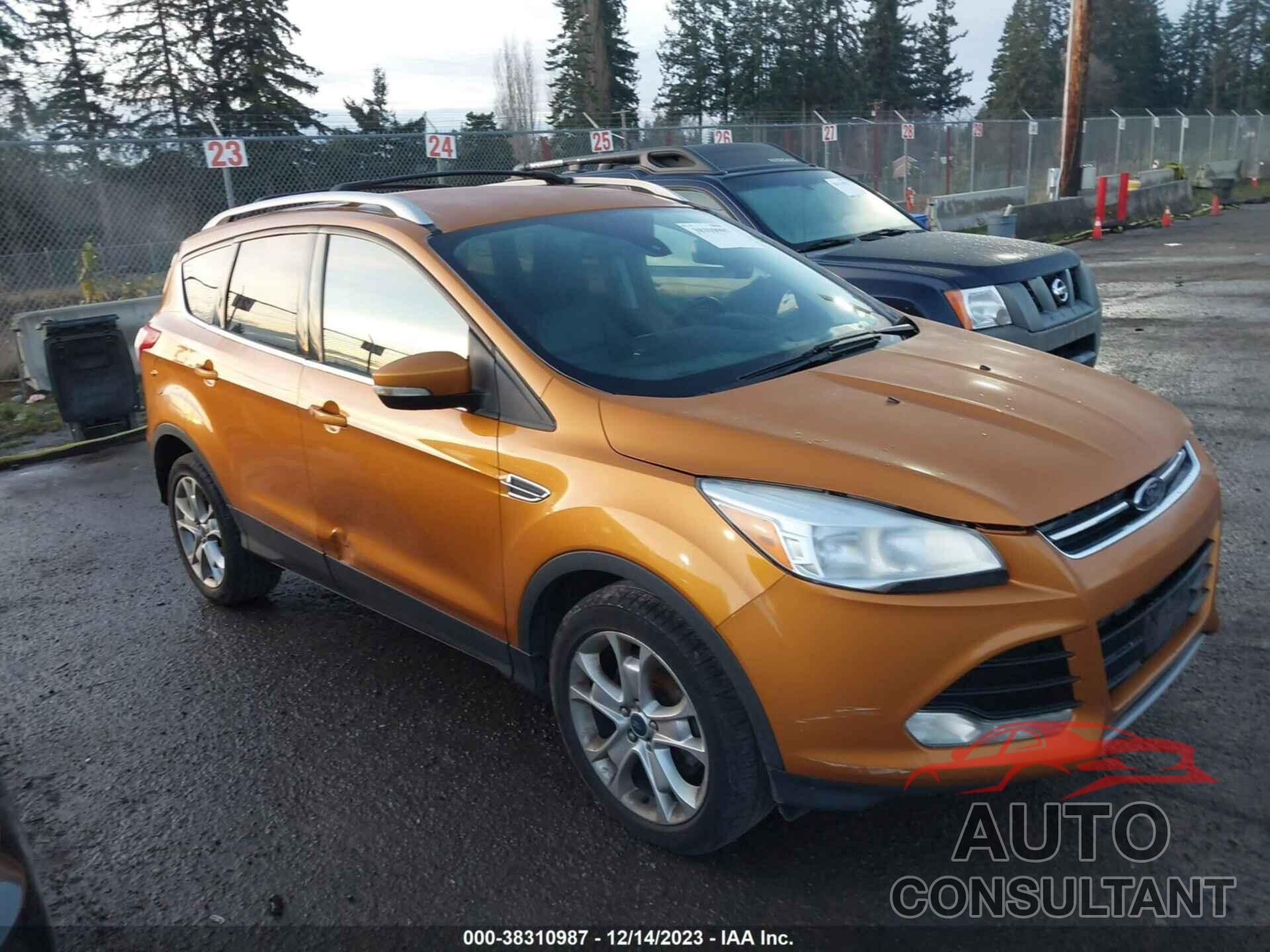 FORD ESCAPE 2016 - 1FMCU9JX2GUC01897