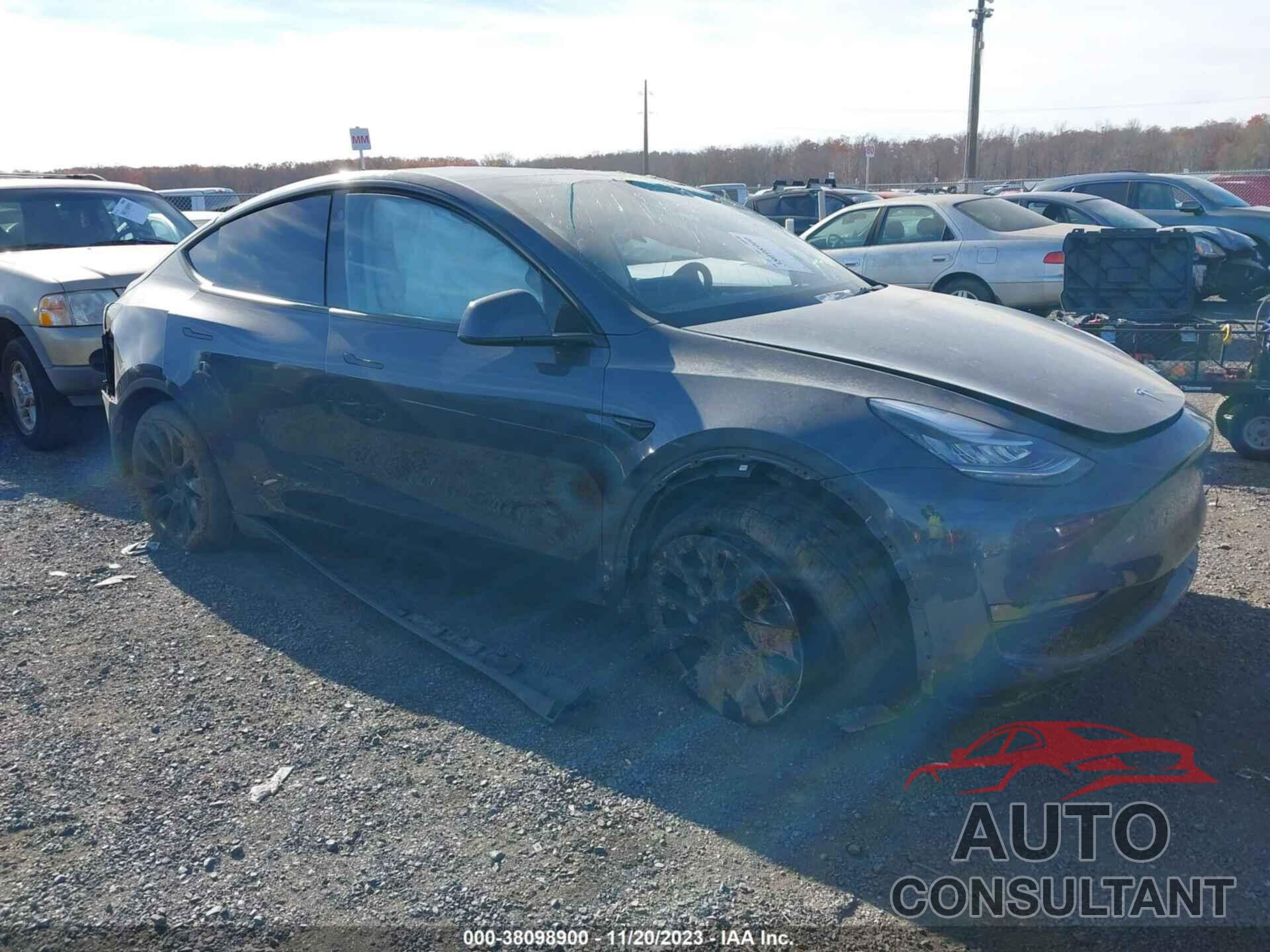 TESLA MODEL Y 2023 - 7SAYGDEE6PA118737