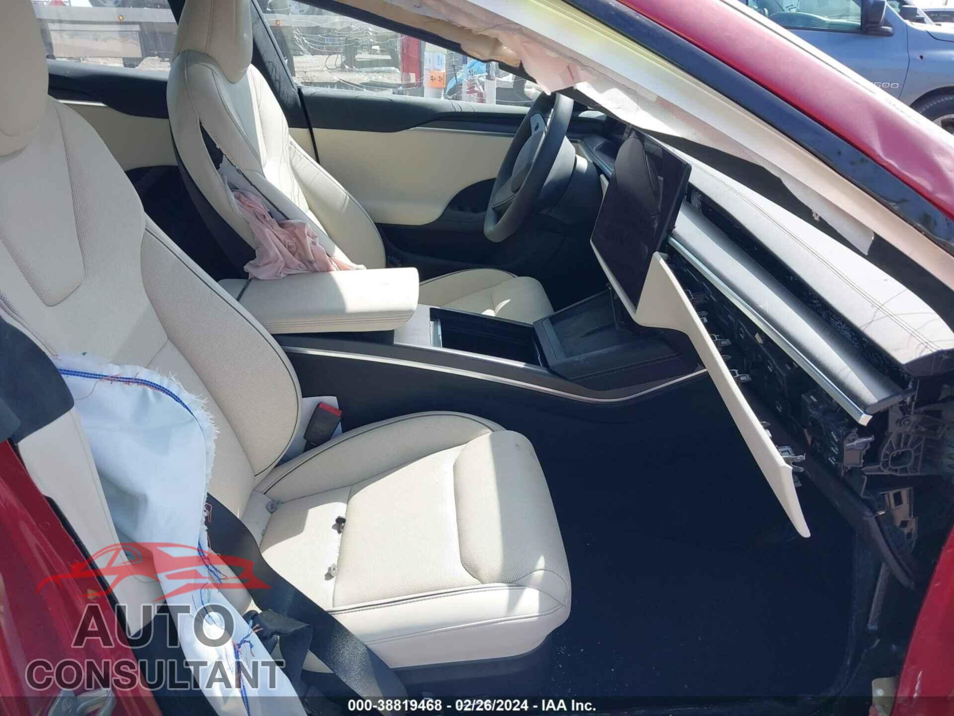 TESLA MODEL S 2023 - 5YJSA1E62PF525162