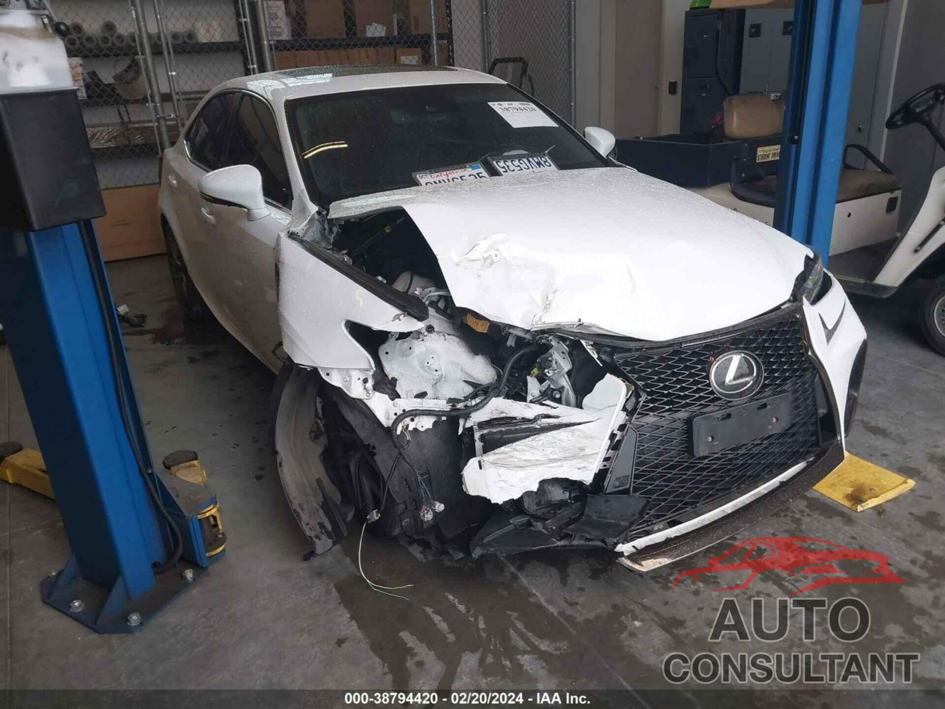 LEXUS IS 2019 - JTHBA1D27K5096365