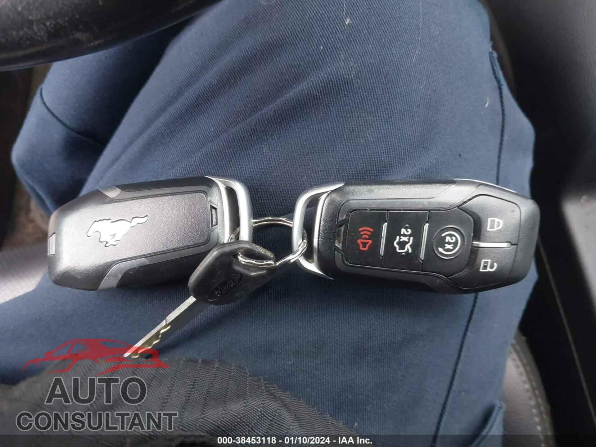 FORD MUSTANG 2017 - 1FA6P8TH9H5309296