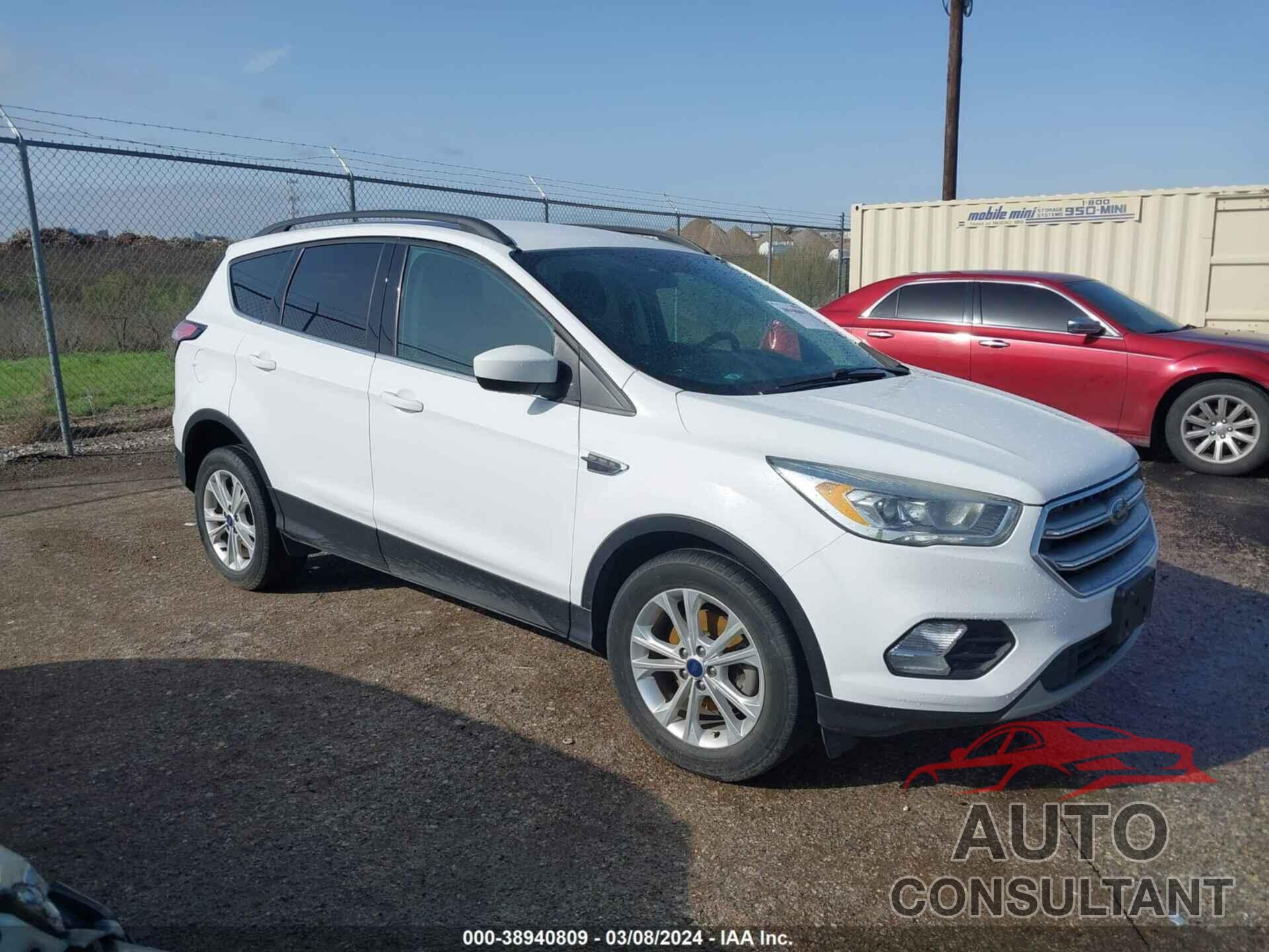 FORD ESCAPE 2017 - 1FMCU0GD3HUD68330
