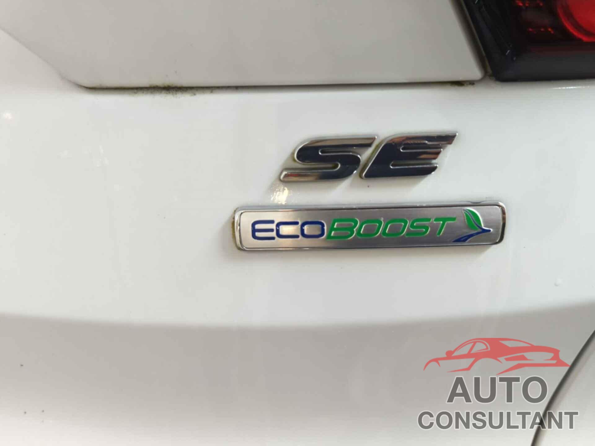 FORD ESCAPE 2019 - 1FMCU0GD0KUB33455