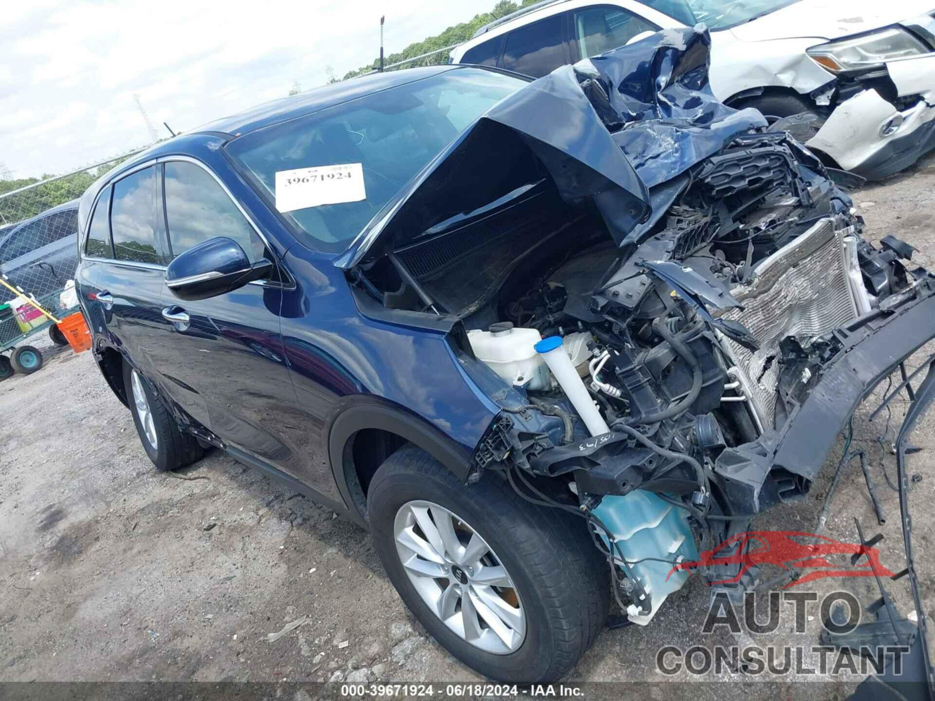 KIA SORENTO 2019 - 5XYPG4A59KG494996