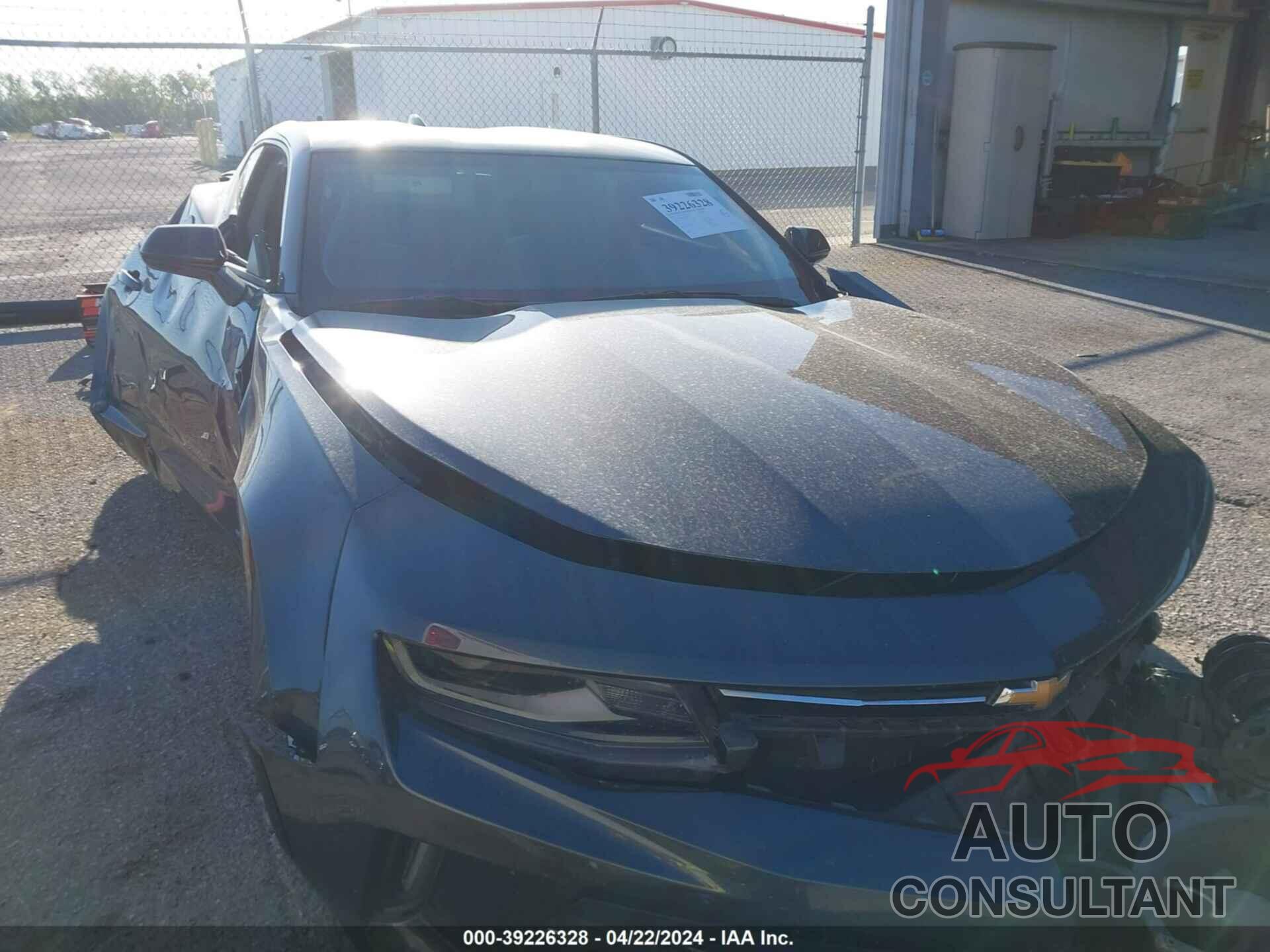 CHEVROLET CAMARO 2018 - 1G1FB1RX1J0175703