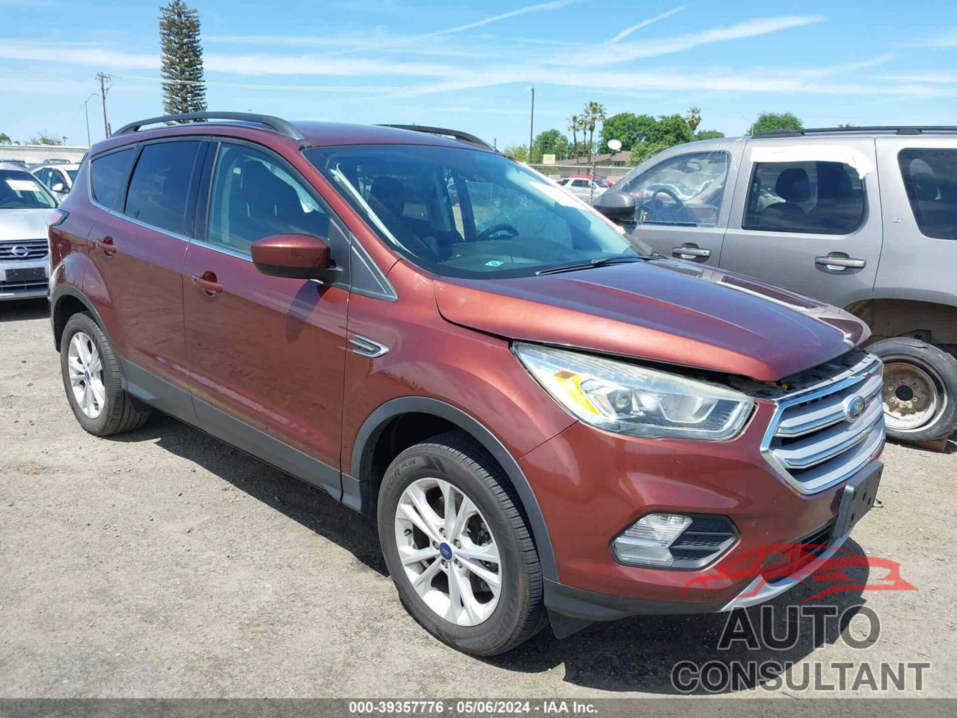 FORD ESCAPE 2018 - 1FMCU9HD5JUA56969