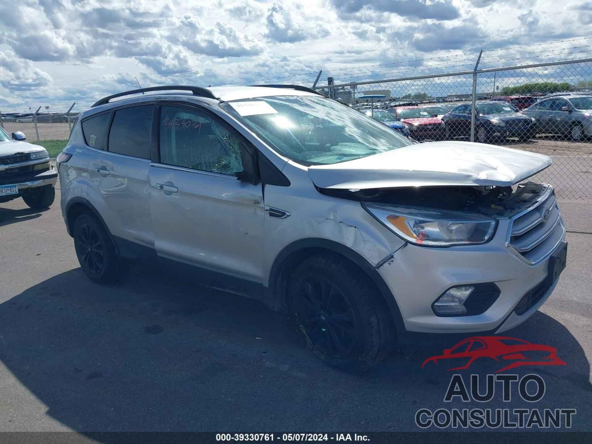 FORD ESCAPE 2018 - 1FMCU9GD7JUC49996