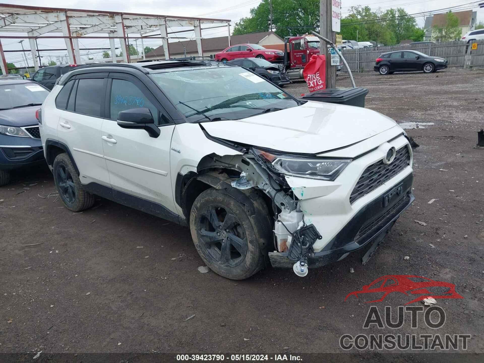 TOYOTA RAV4 2021 - 2T3E6RFV3MW020322