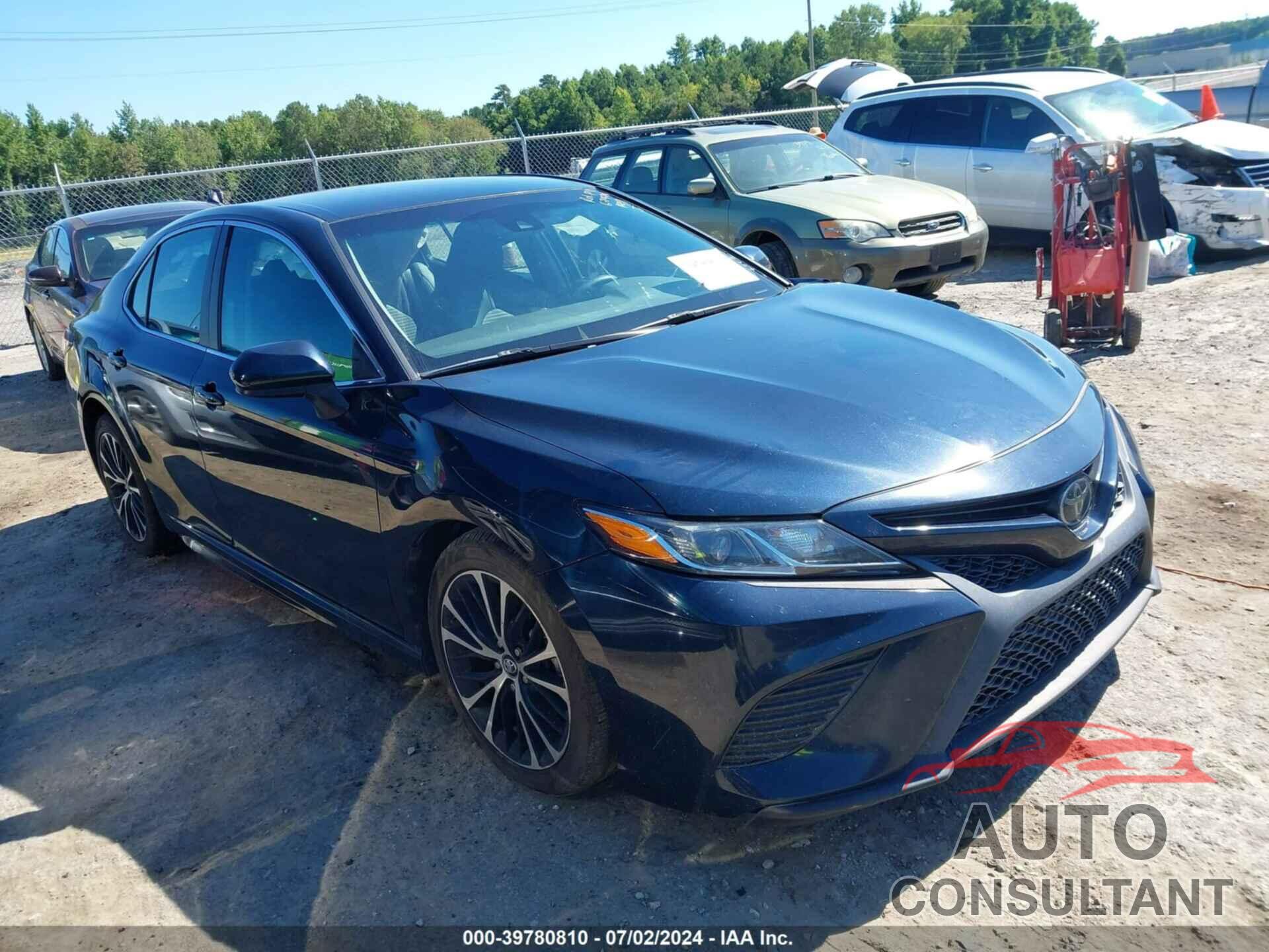 TOYOTA CAMRY 2018 - 4T1B11HKXJU665592