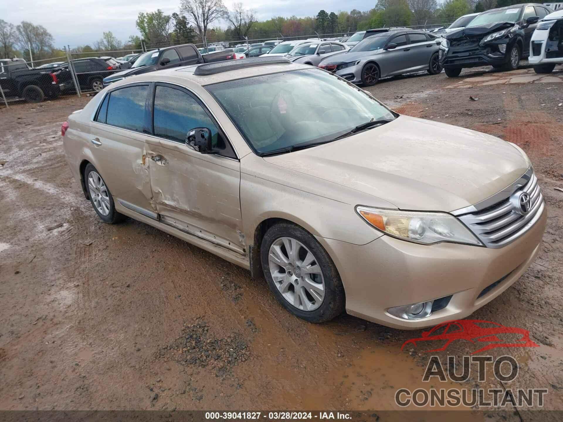 TOYOTA AVALON 2011 - 4T1BK3DB7BU374791
