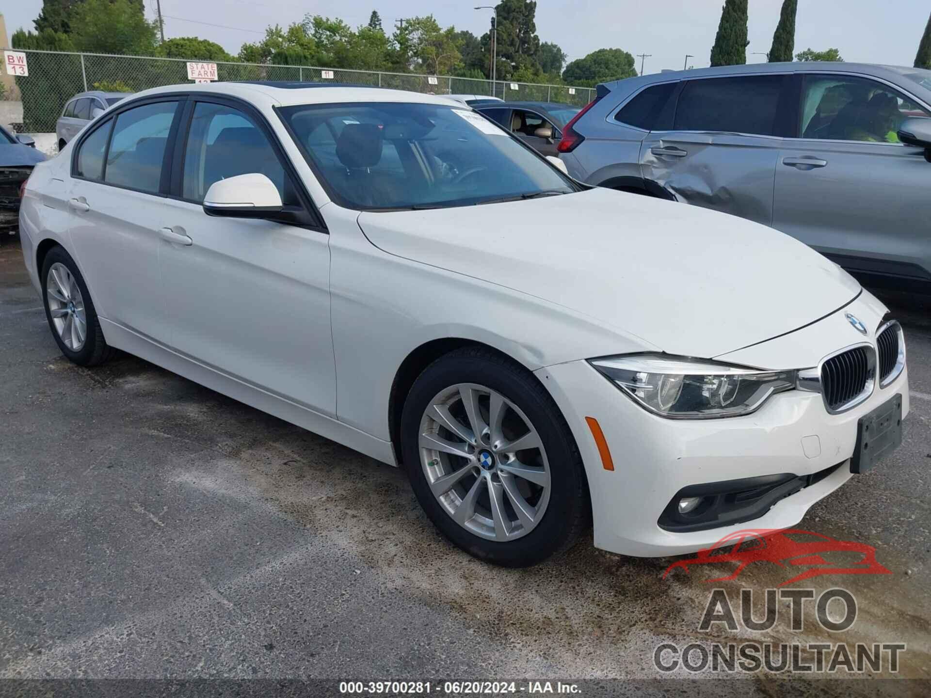 BMW 320I 2018 - WBA8E1G55JNU92781