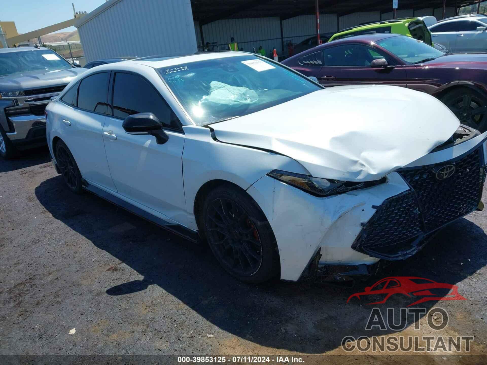 TOYOTA AVALON 2020 - 4T1FZ1FB7LU048604