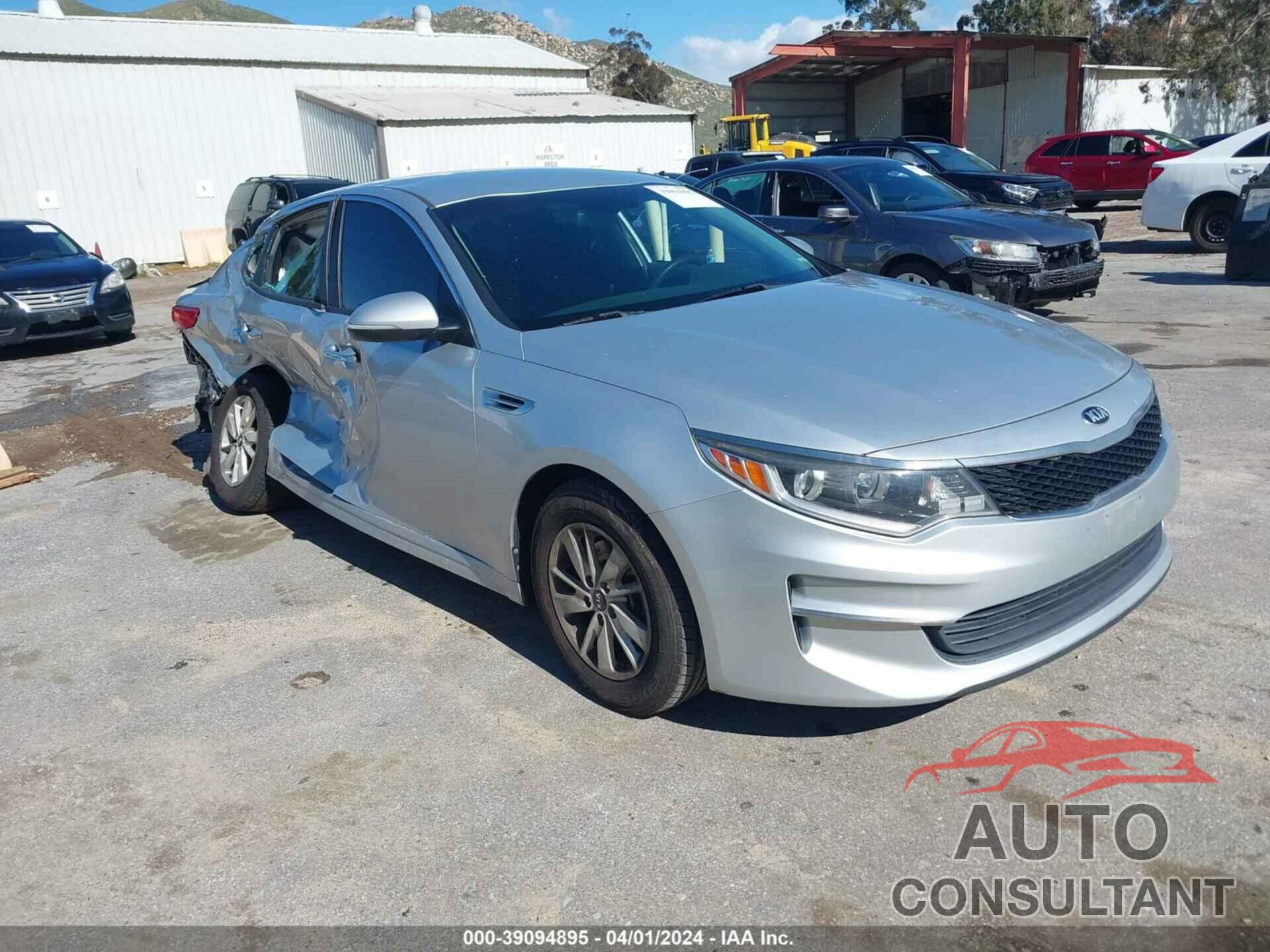 KIA OPTIMA 2017 - 5XXGT4L39HG121526