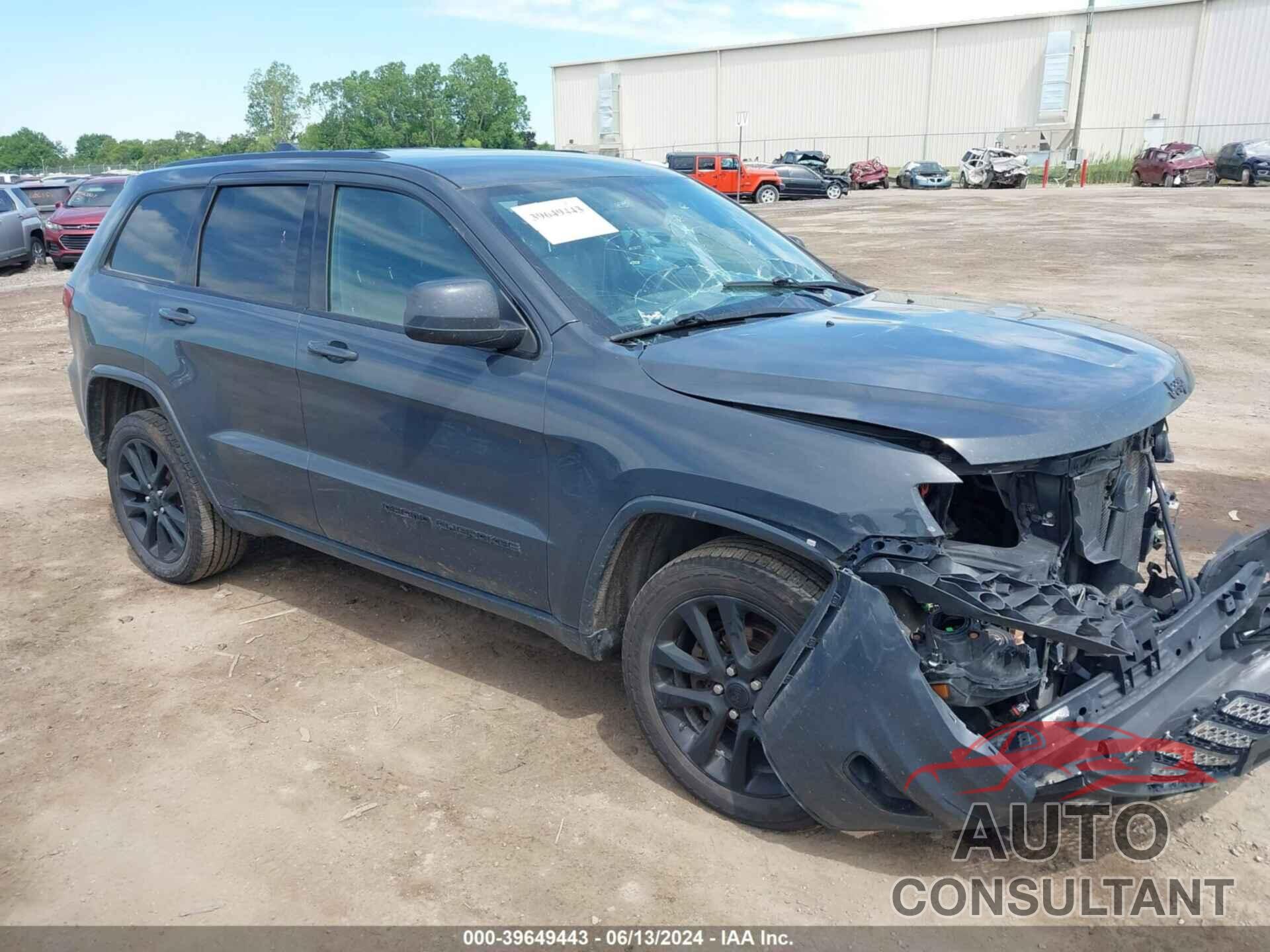 JEEP GRAND CHEROKEE 2018 - 1C4RJFAG5JC215943