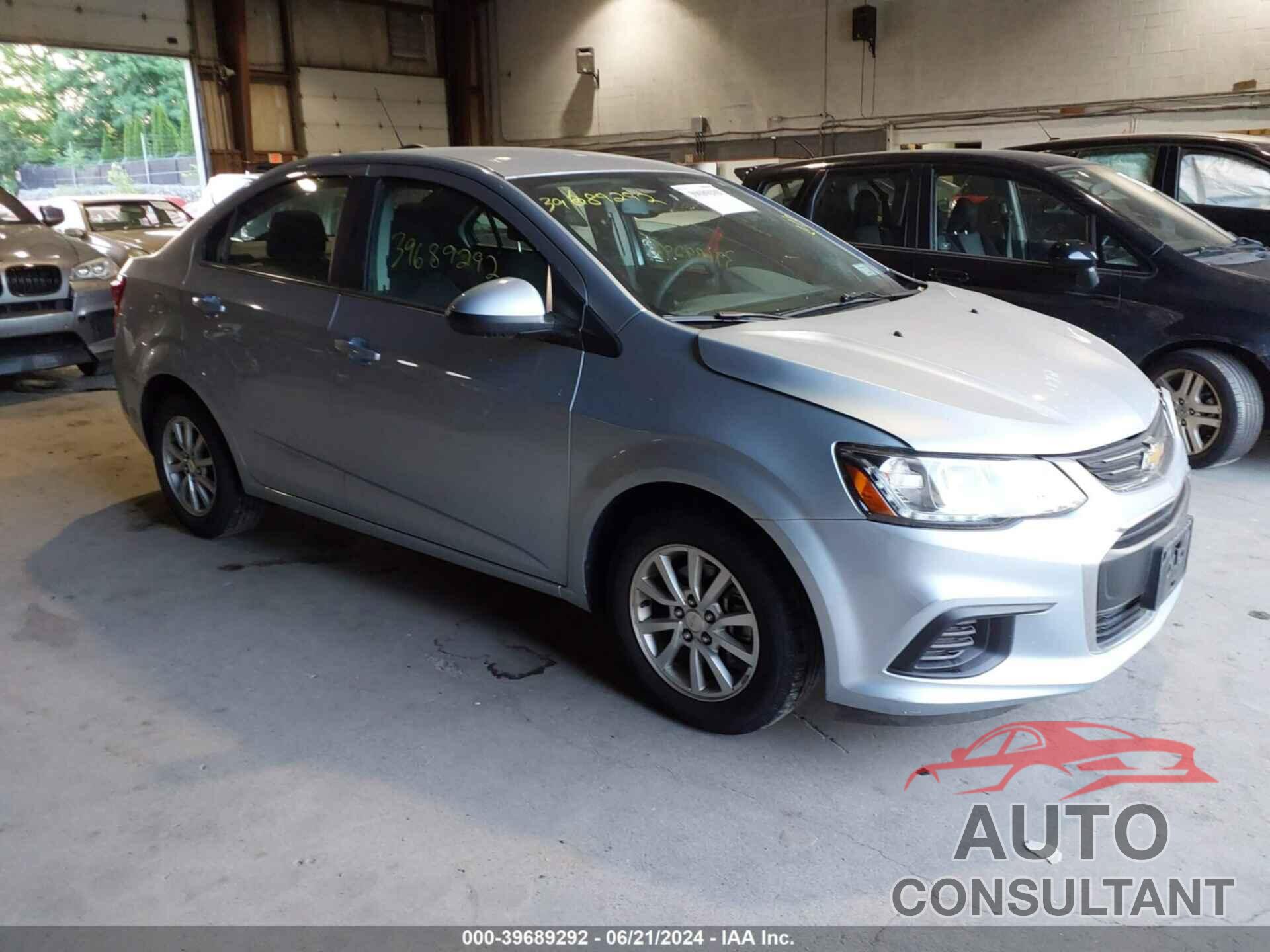 CHEVROLET SONIC 2017 - 1G1JD5SG8H4164920