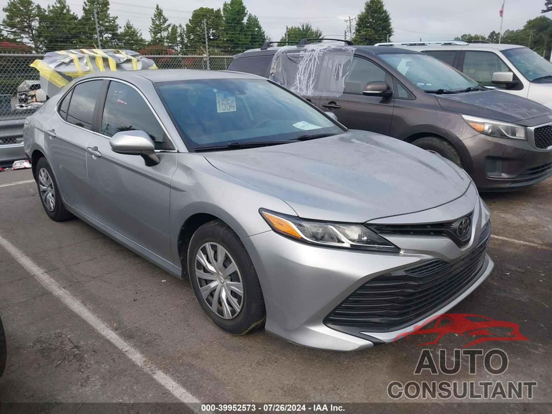 TOYOTA CAMRY 2019 - 4T1B11HKXKU709849