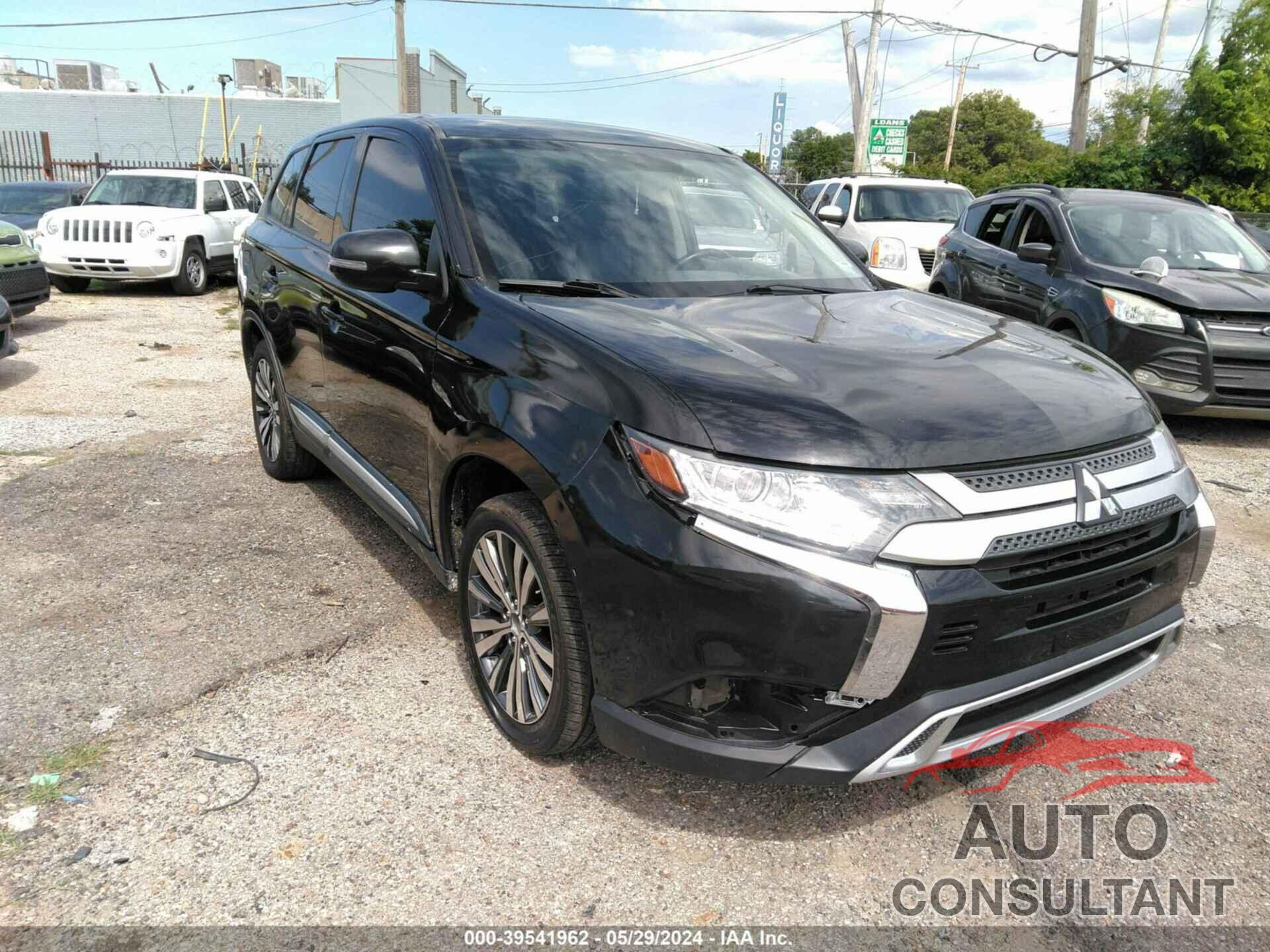 MITSUBISHI OUTLANDER 2019 - JA4AD3A38KZ042878