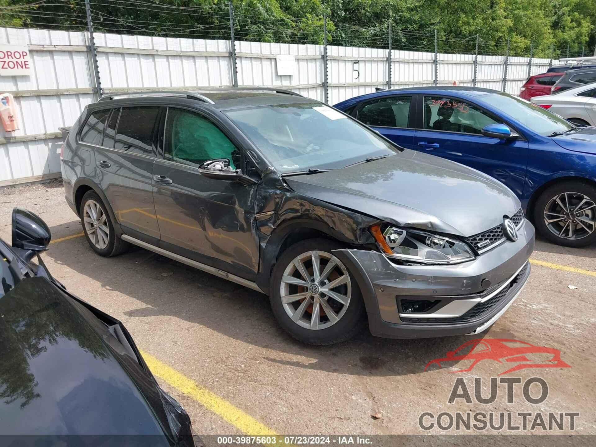 VOLKSWAGEN GOLF ALLTRACK 2017 - 3VWH17AU1HM503360