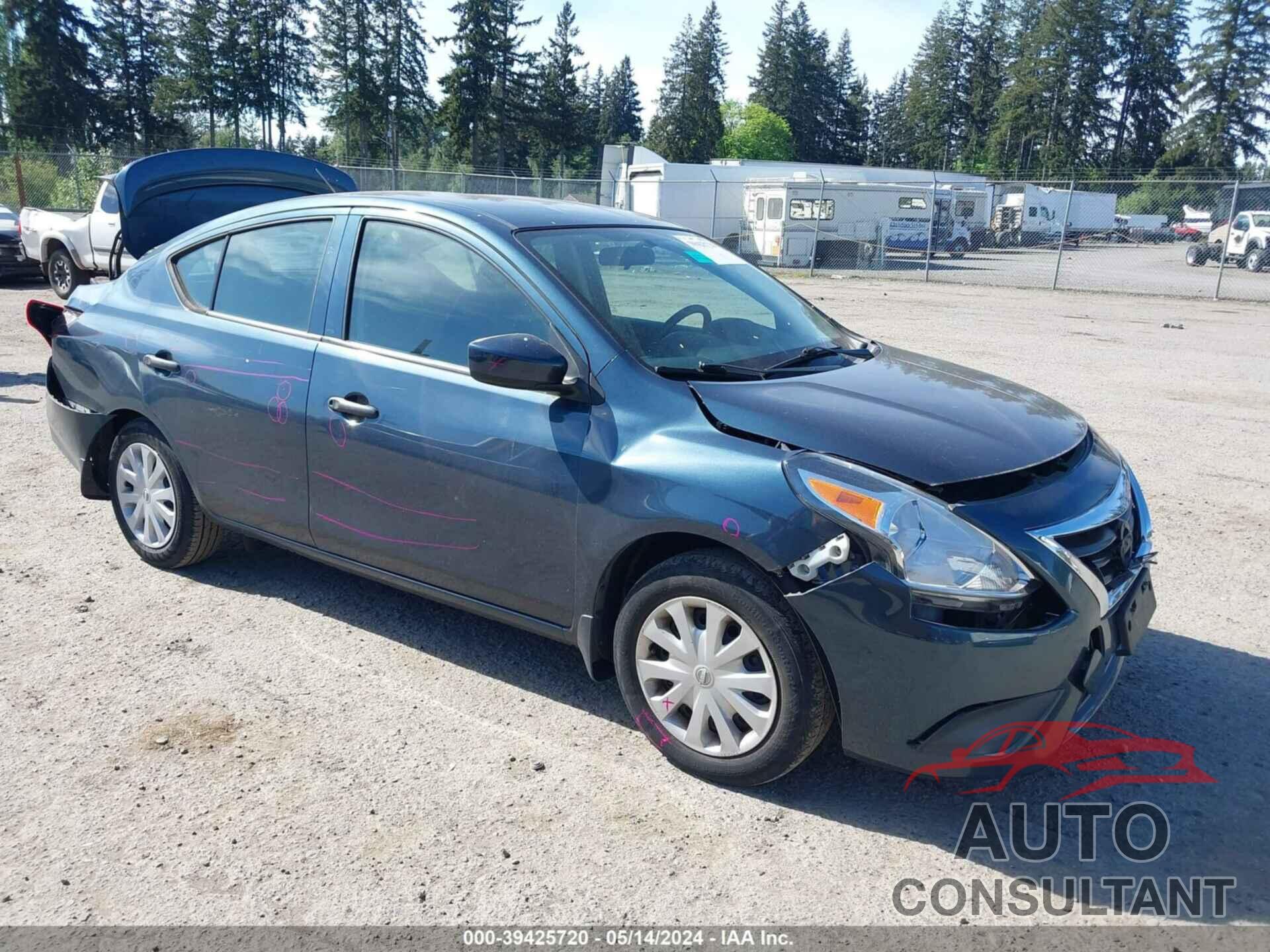 NISSAN VERSA 2017 - 3N1CN7APXHL824009