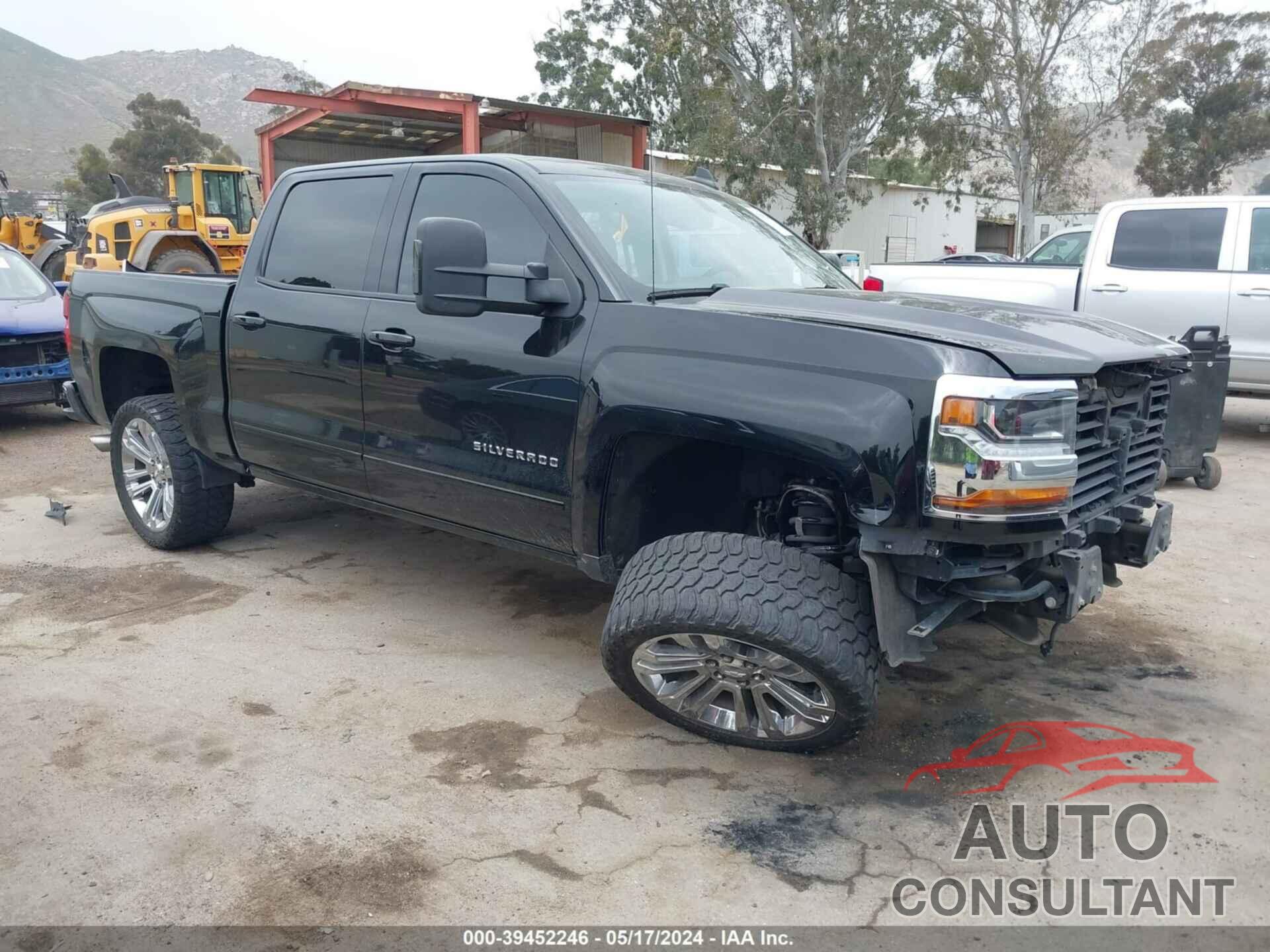 CHEVROLET SILVERADO 1500 2018 - 3GCPCREC0JG215016