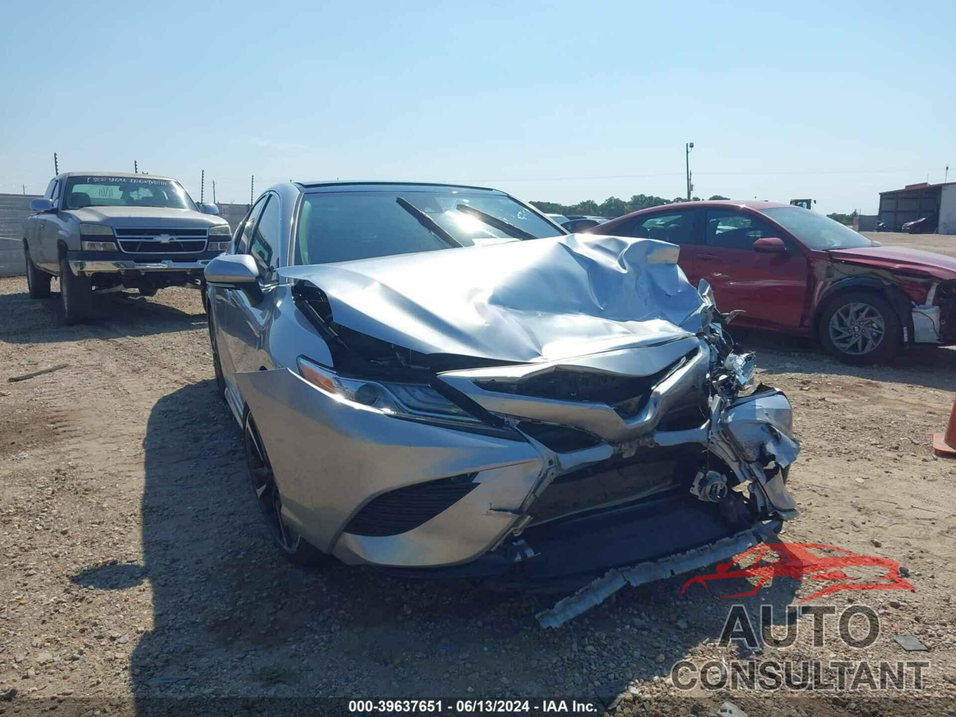 TOYOTA CAMRY 2020 - 4T1KZ1AK4LU042734