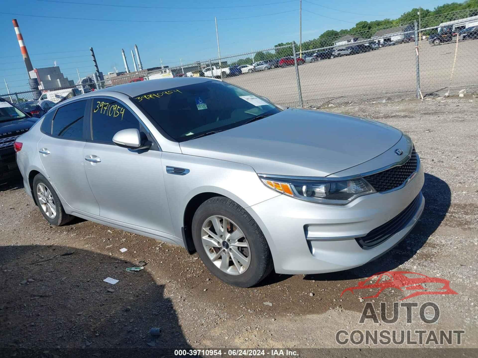 KIA OPTIMA 2017 - KNAGT4L35H5137935