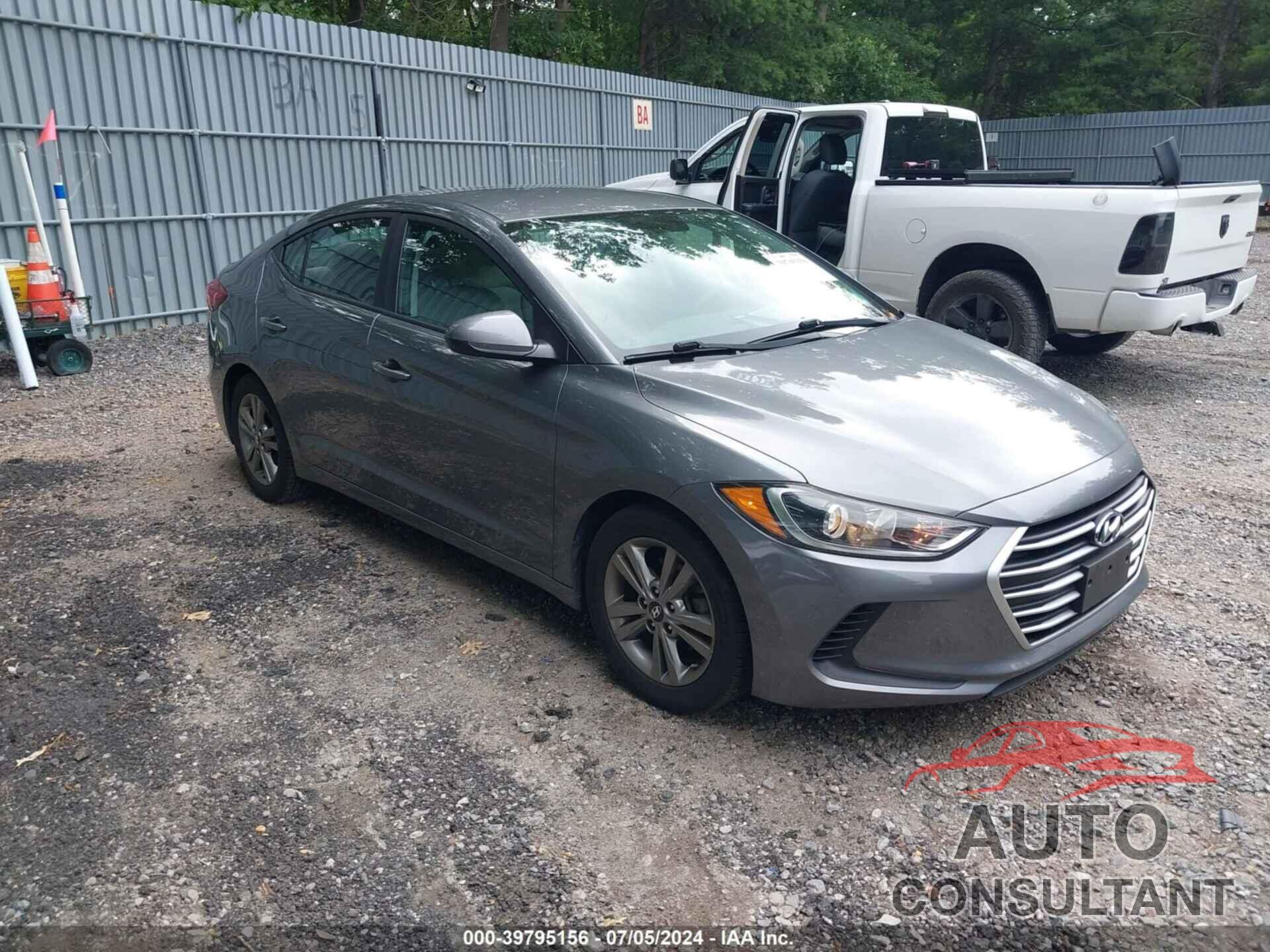 HYUNDAI ELANTRA 2018 - 5NPD84LF8JH392201