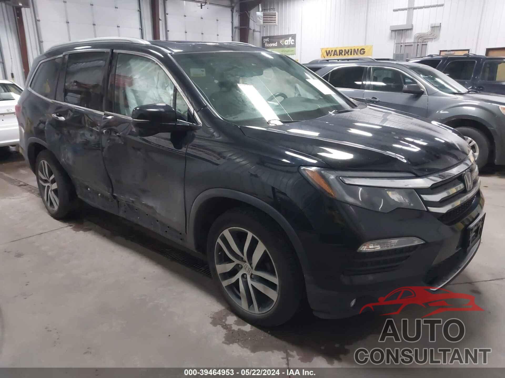 HONDA PILOT 2017 - 5FNYF6H94HB035905