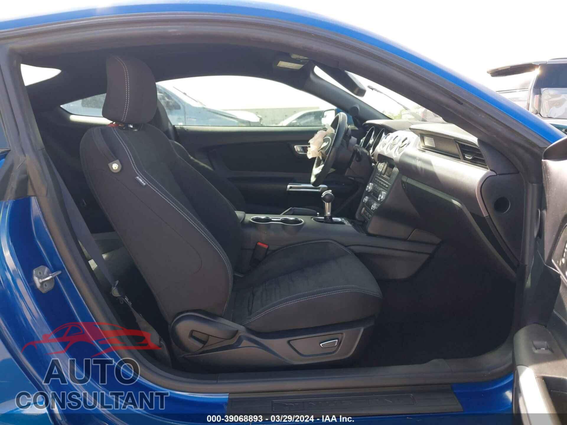 FORD MUSTANG 2017 - 1FA6P8TH2H5265576