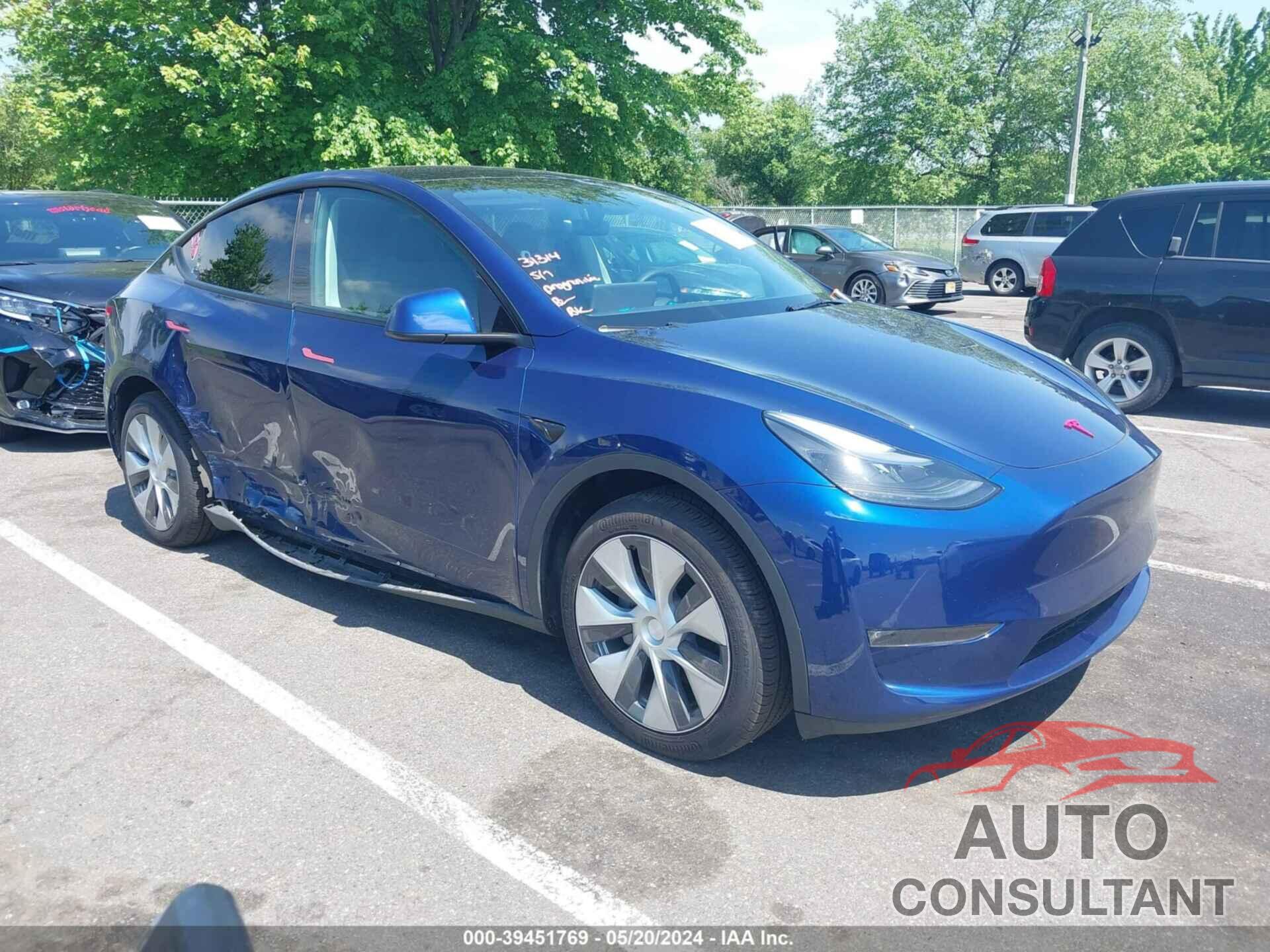 TESLA MODEL Y 2023 - 7SAYGAEE6PF792145