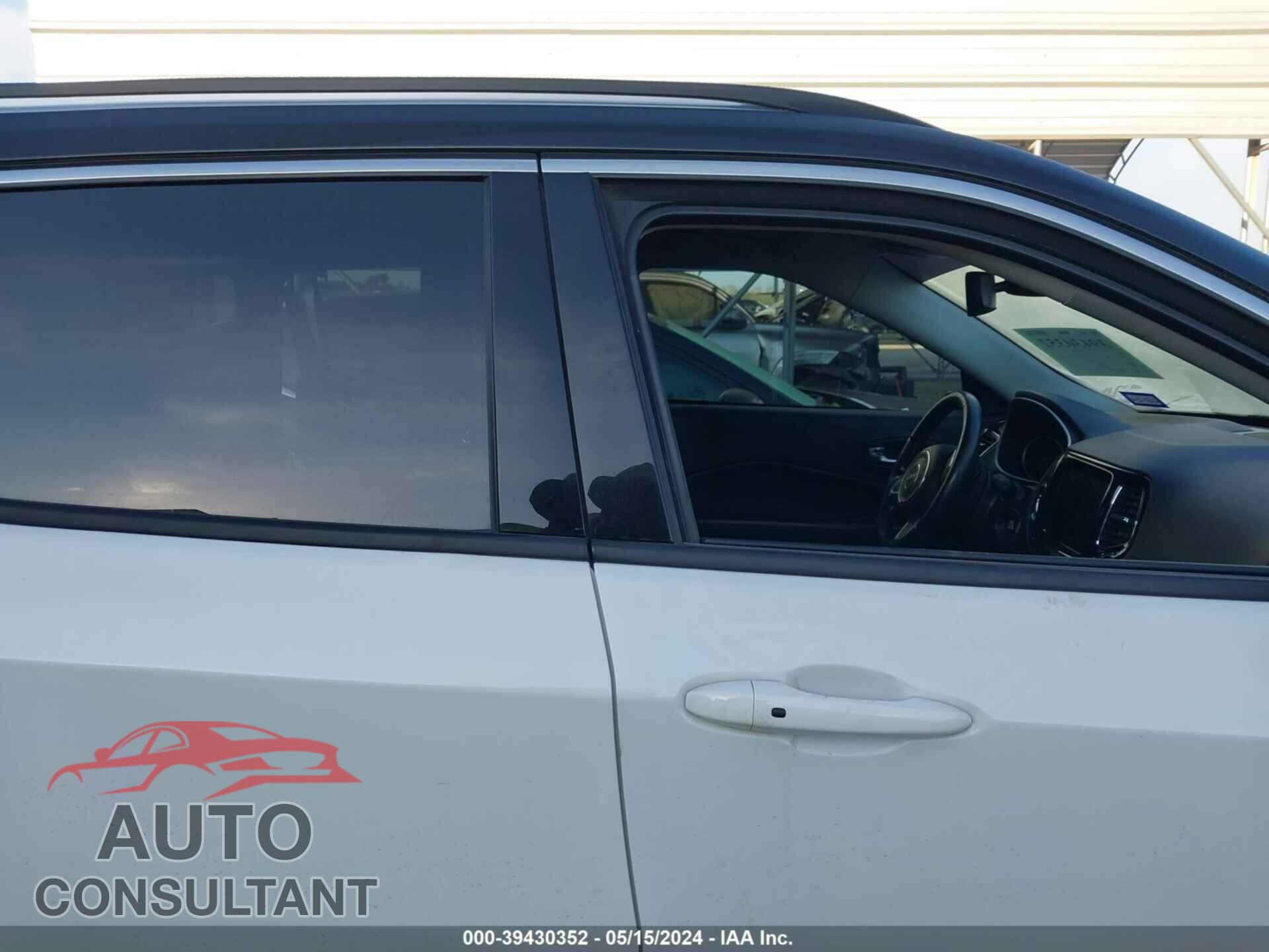 JEEP COMPASS 2020 - 3C4NJCCB1LT211135