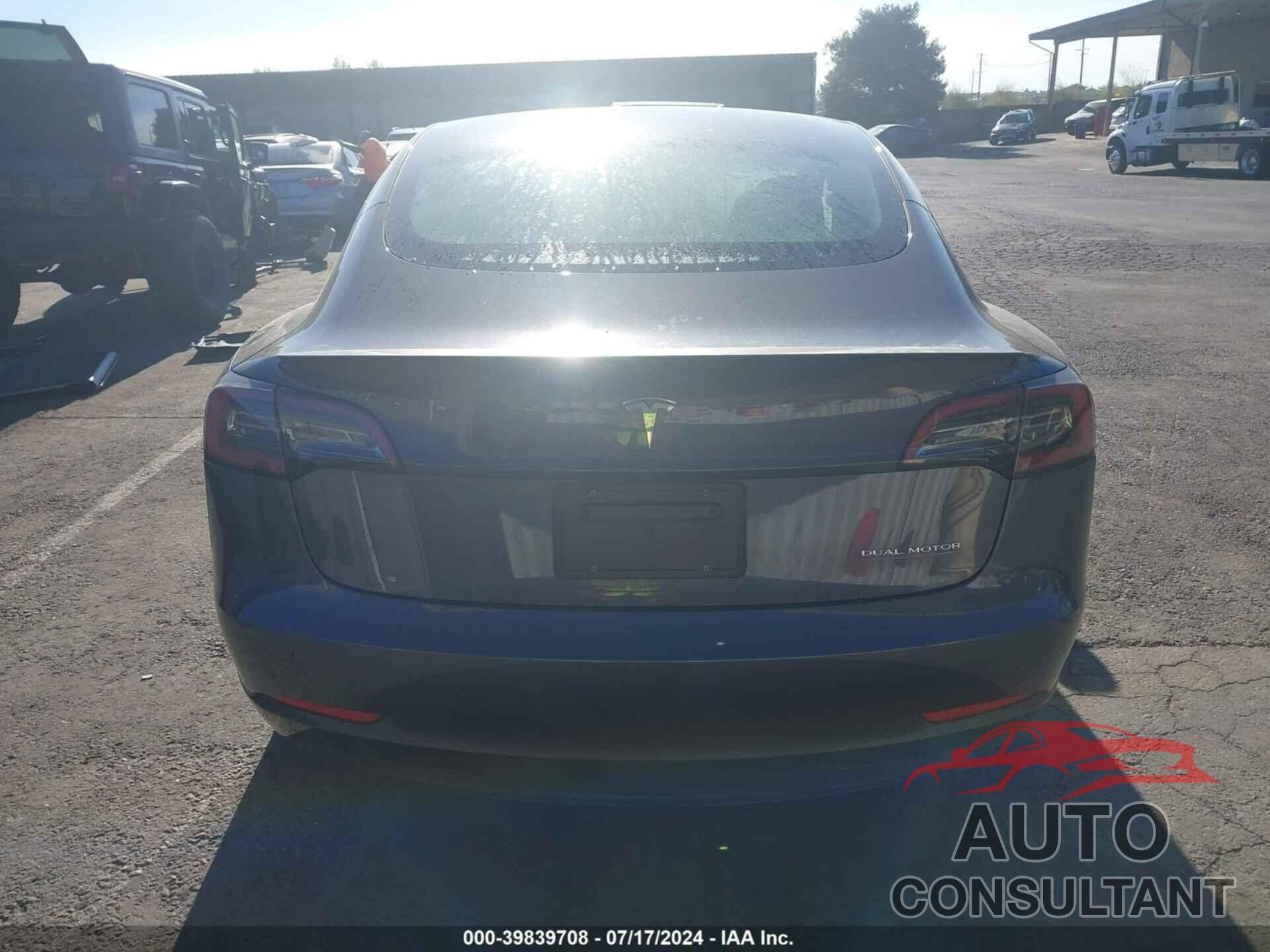TESLA MODEL 3 2023 - 5YJ3E1ECXPF711000
