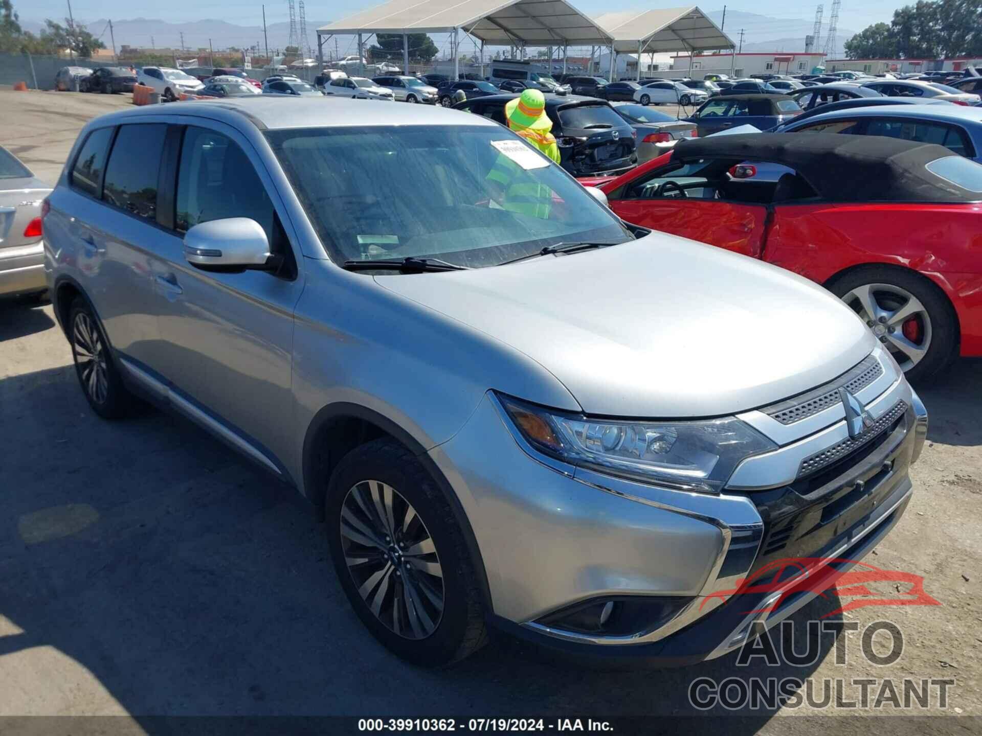 MITSUBISHI OUTLANDER 2019 - JA4AD3A37KZ046761