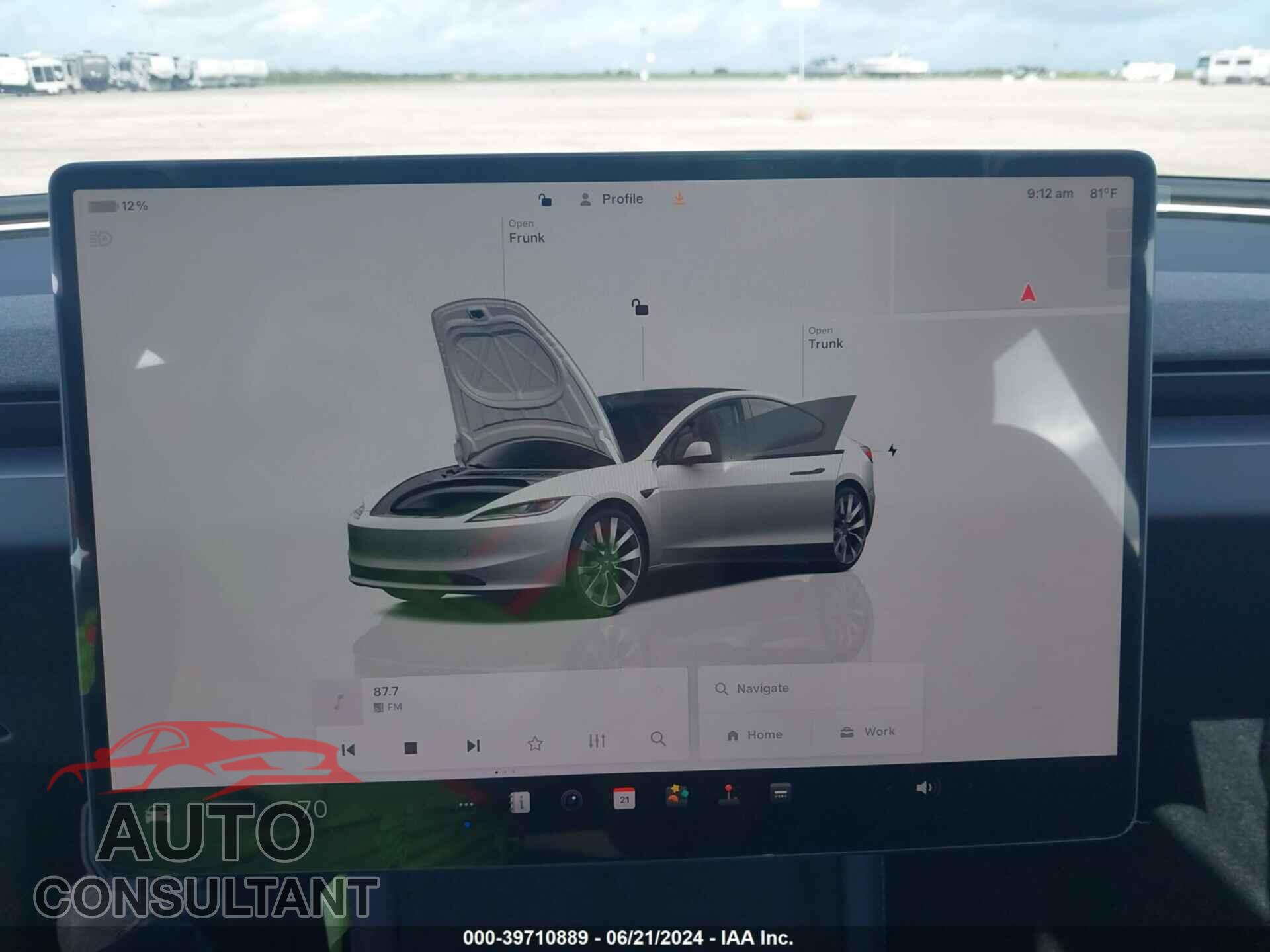 TESLA MODEL 3 2024 - 5YJ3E1EA0RF751037
