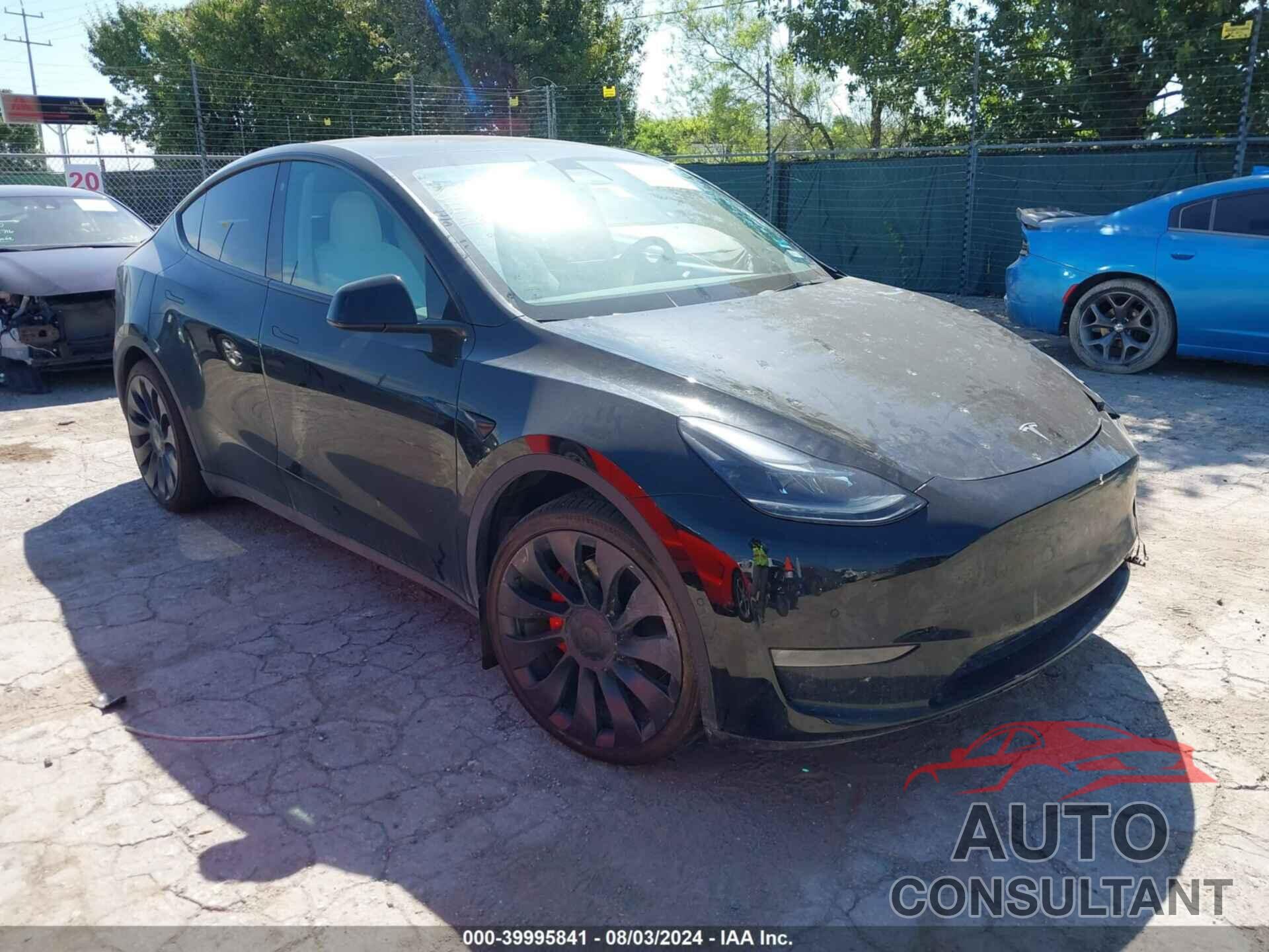 TESLA MODEL Y 2021 - 5YJYGDEF6MF268156