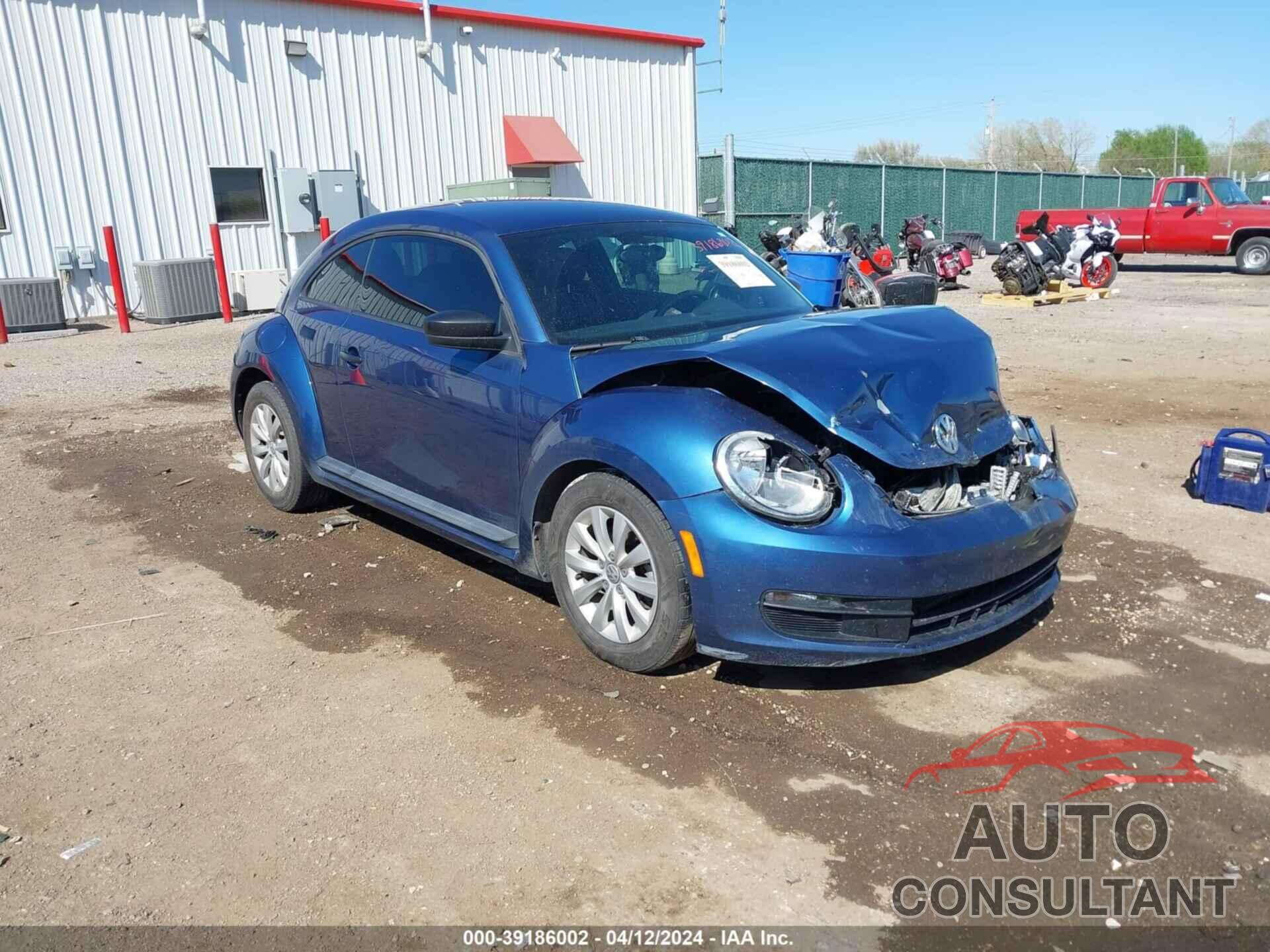 VOLKSWAGEN BEETLE 2016 - 3VWF17AT8GM625985