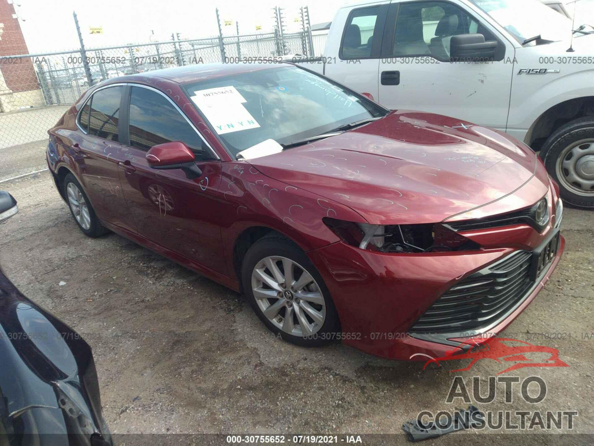 TOYOTA CAMRY 2019 - 4T1B11HK0KU680684