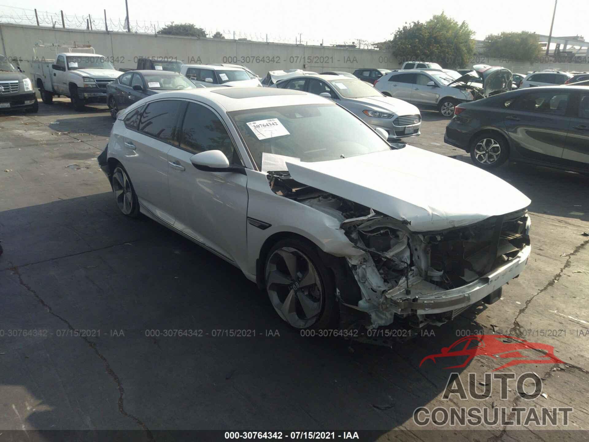 HONDA ACCORD SEDAN 2018 - 1HGCV1F99JA085623