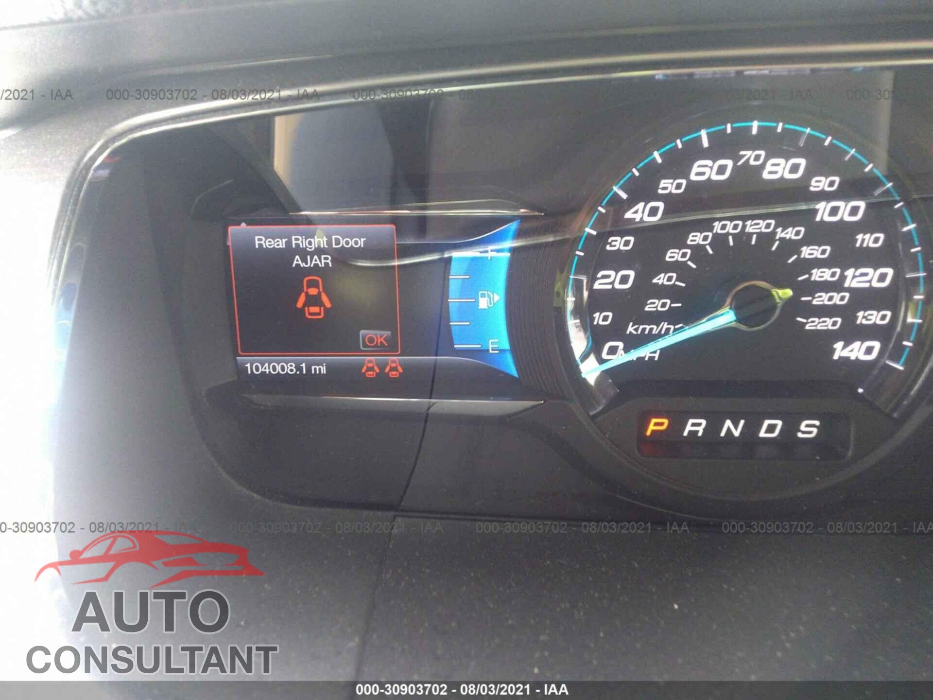 FORD TAURUS 2016 - 1FAHP2E89GG144016