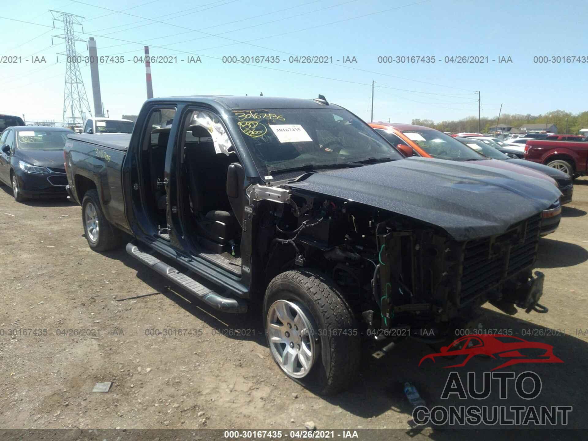 CHEVROLET SILVERADO 1500 2017 - 1GCVKREH1HZ217387