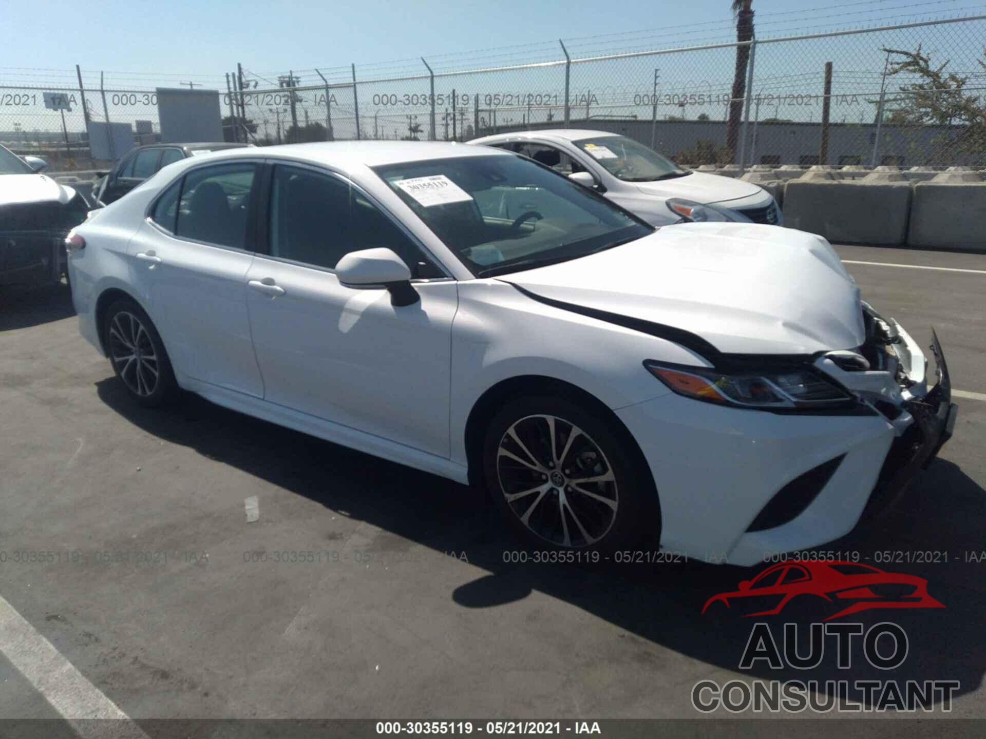 TOYOTA CAMRY 2019 - 4T1B11HK4KU833891