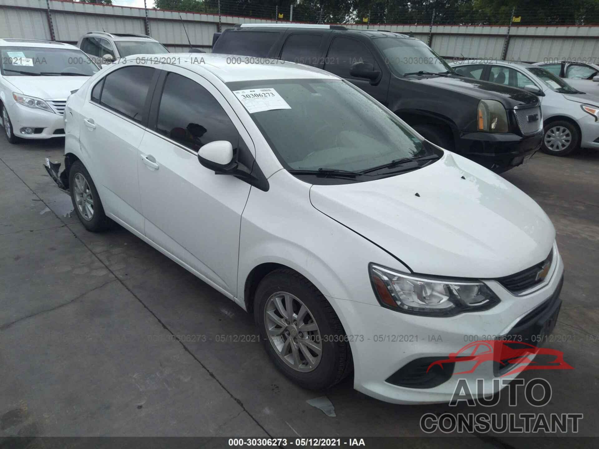 CHEVROLET SONIC 2017 - 1G1JD5SB7H4152472