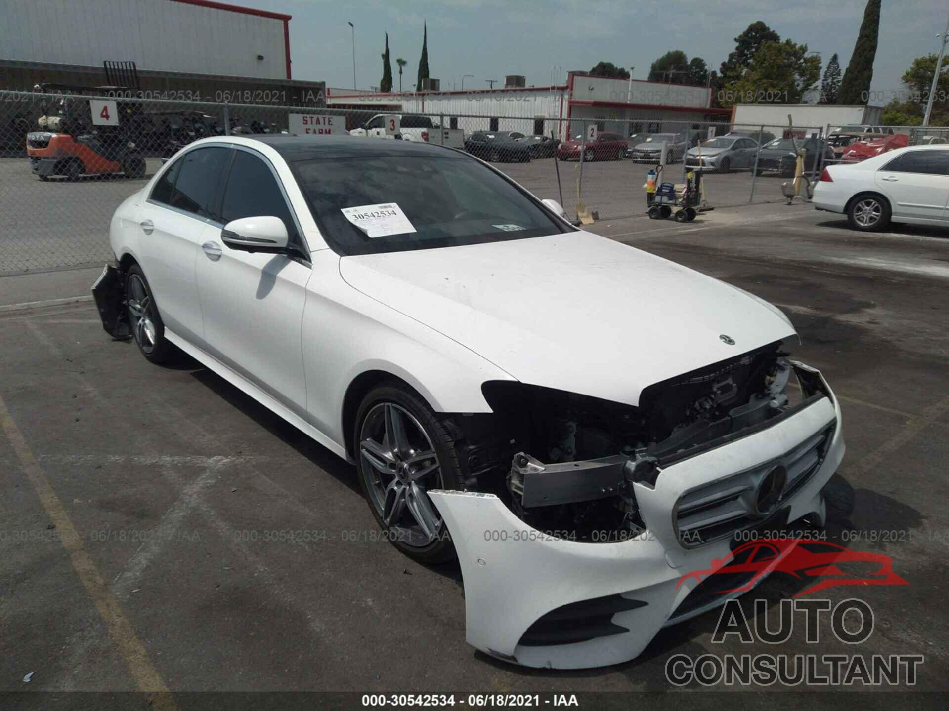 MERCEDES-BENZ E-CLASS 2019 - WDDZF4JB1KA605466