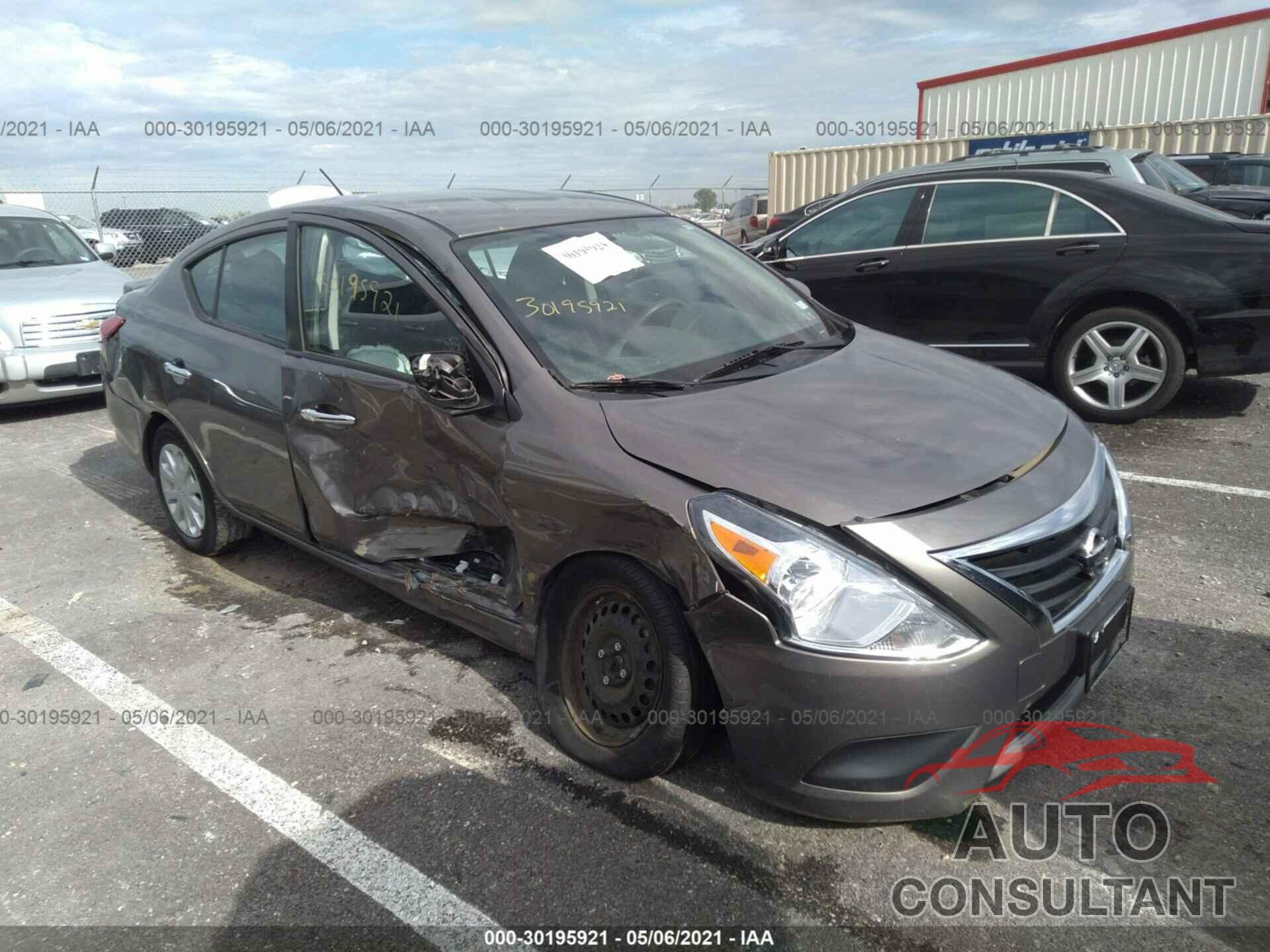 NISSAN VERSA 2016 - 3N1CN7AP7GL876230