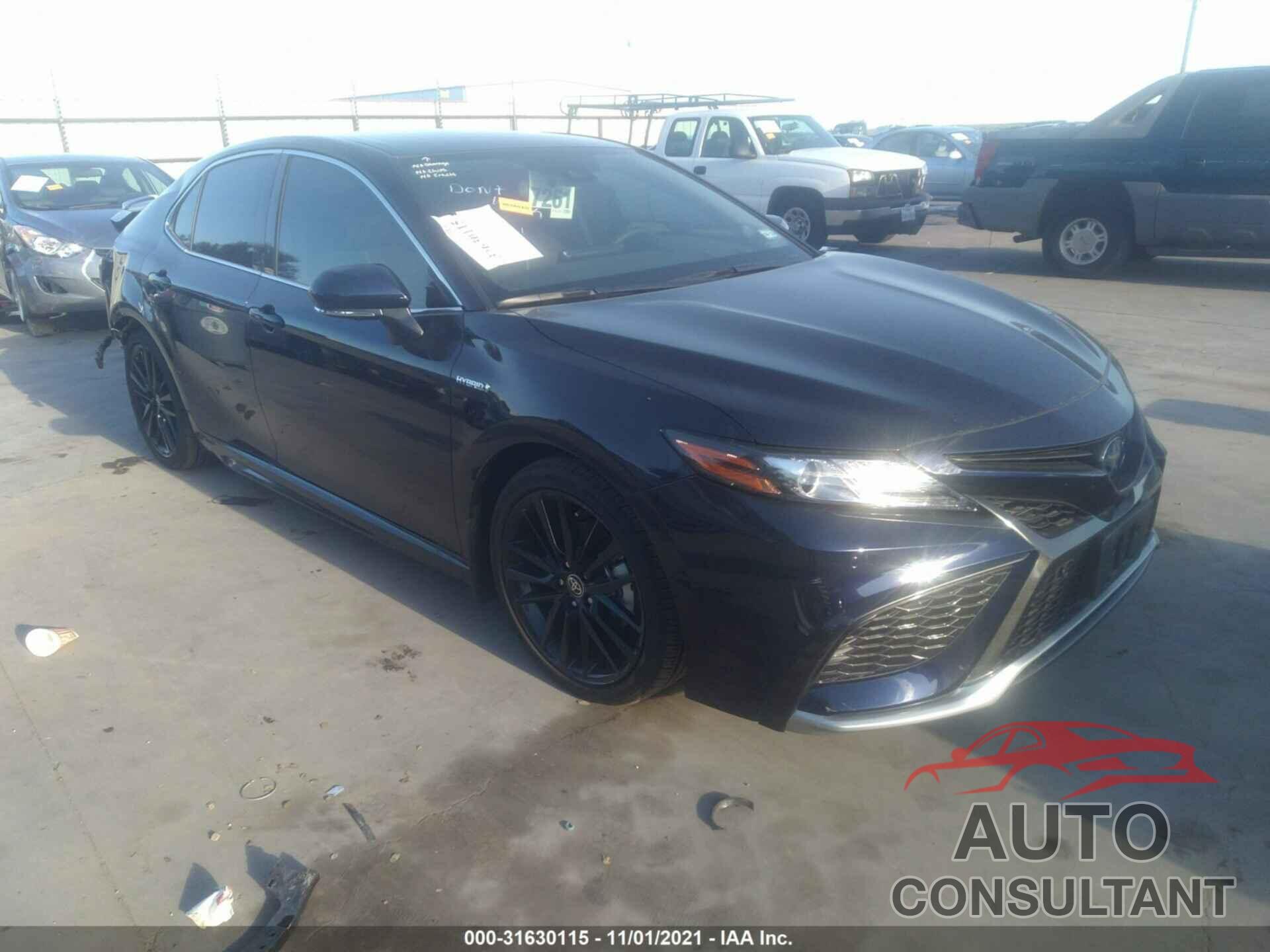 TOYOTA CAMRY 2021 - 4T1K31AK5MU565022